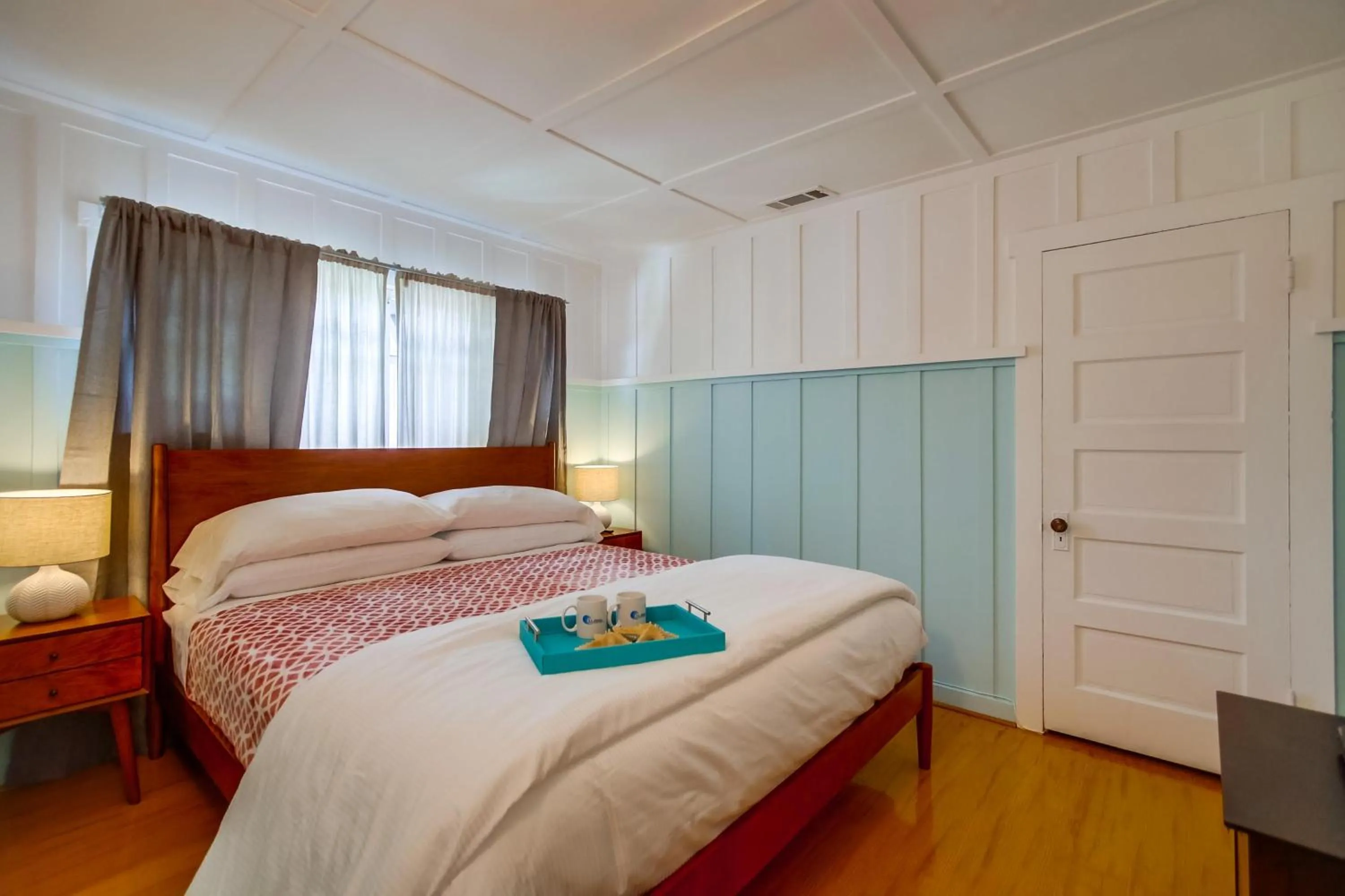 Bed in OB Beach House