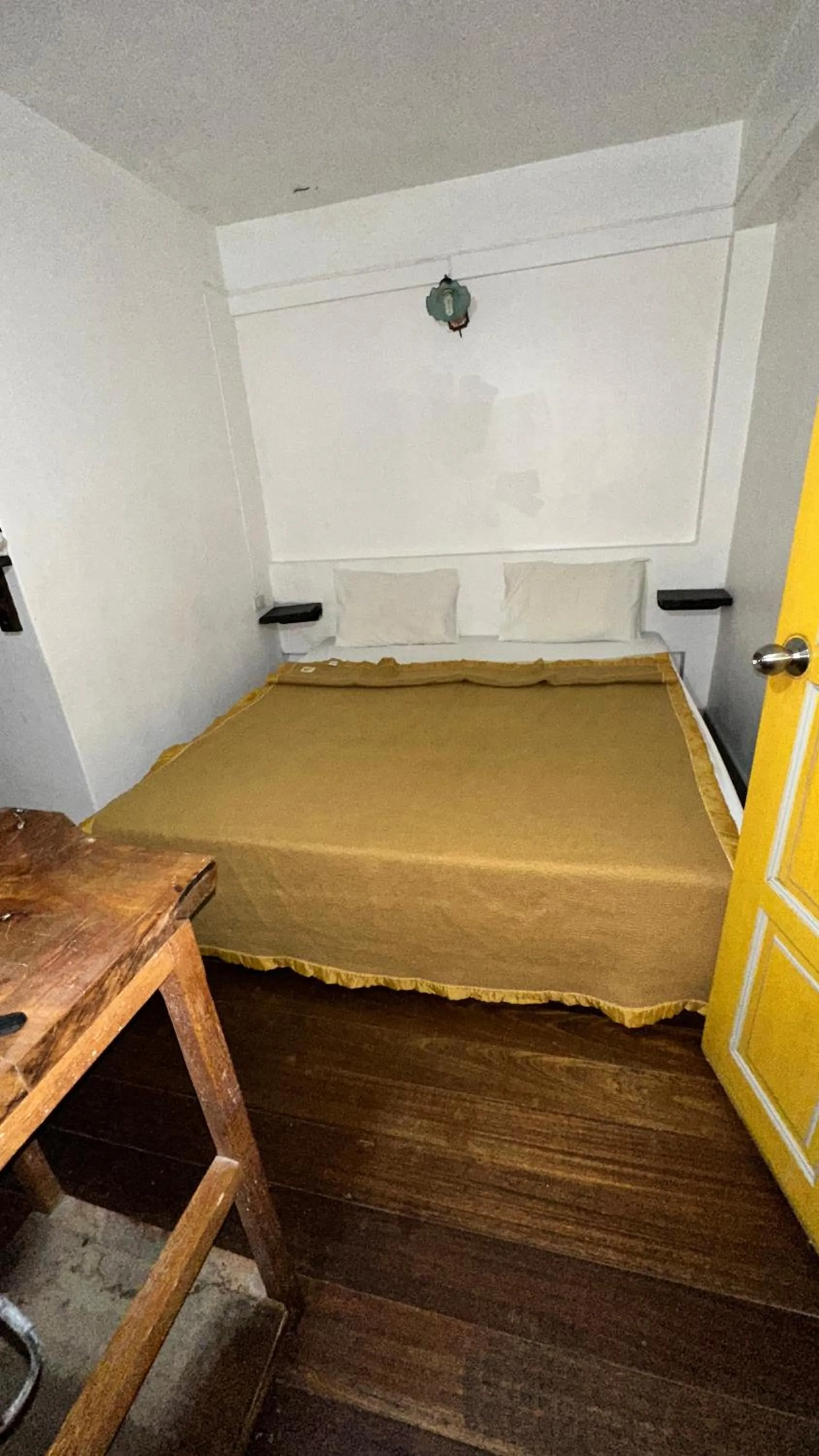 Property building, Bed in Relax Guest House