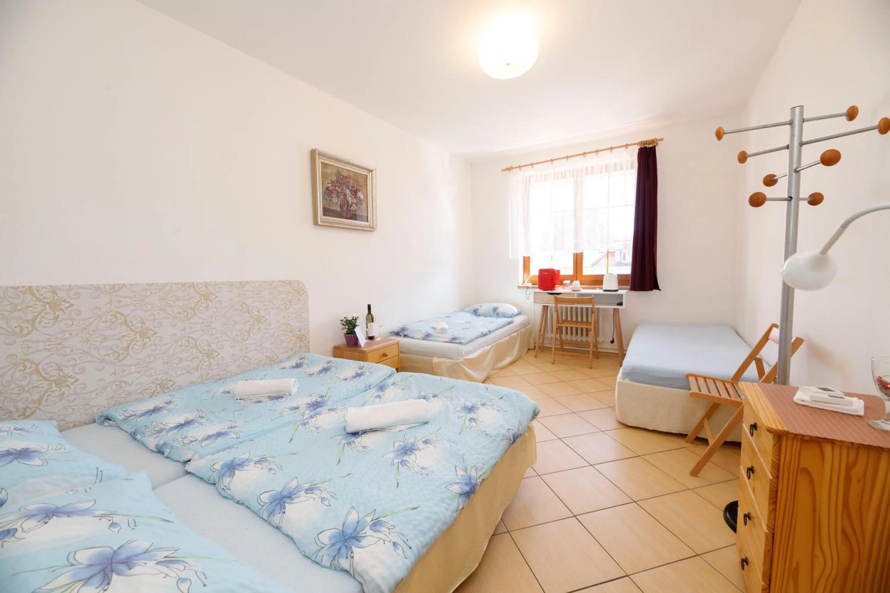 Property building, Bed in Hotel Vintíř