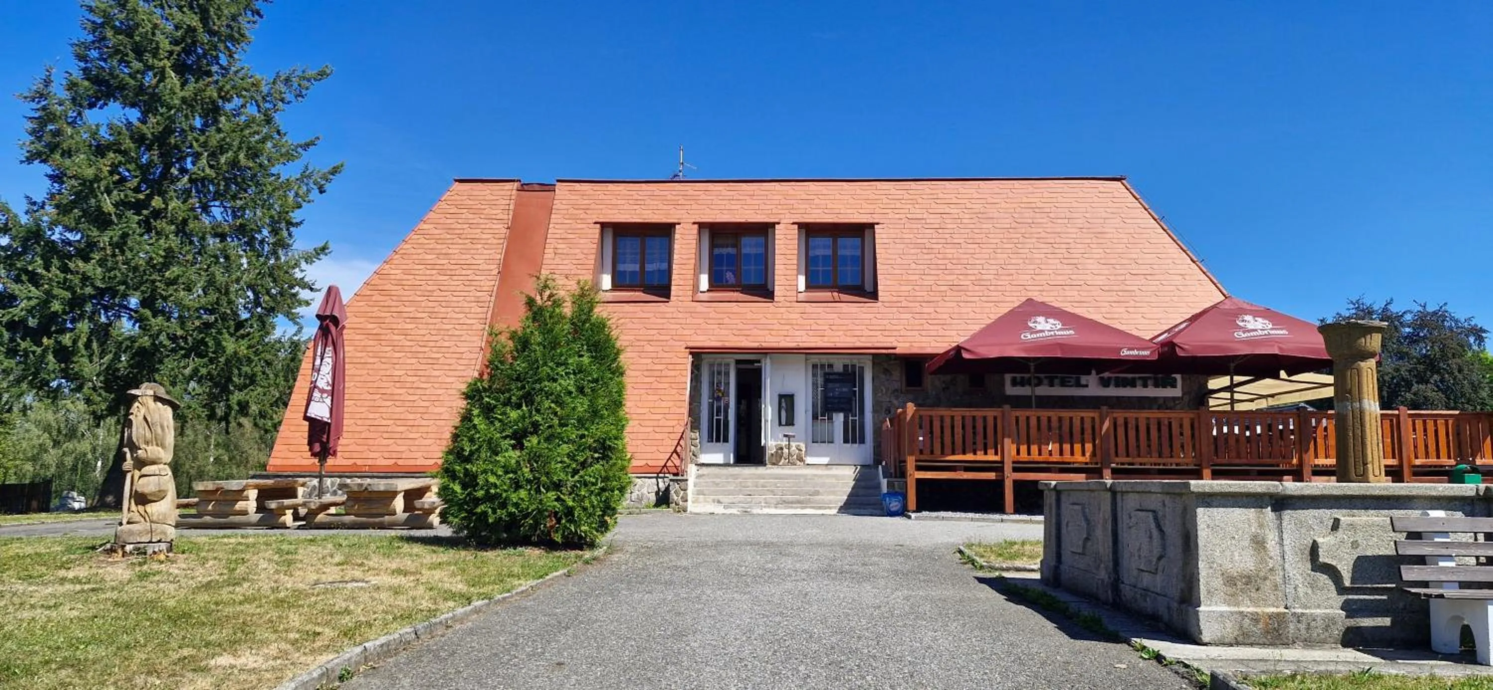 Property building in Hotel Vintíř