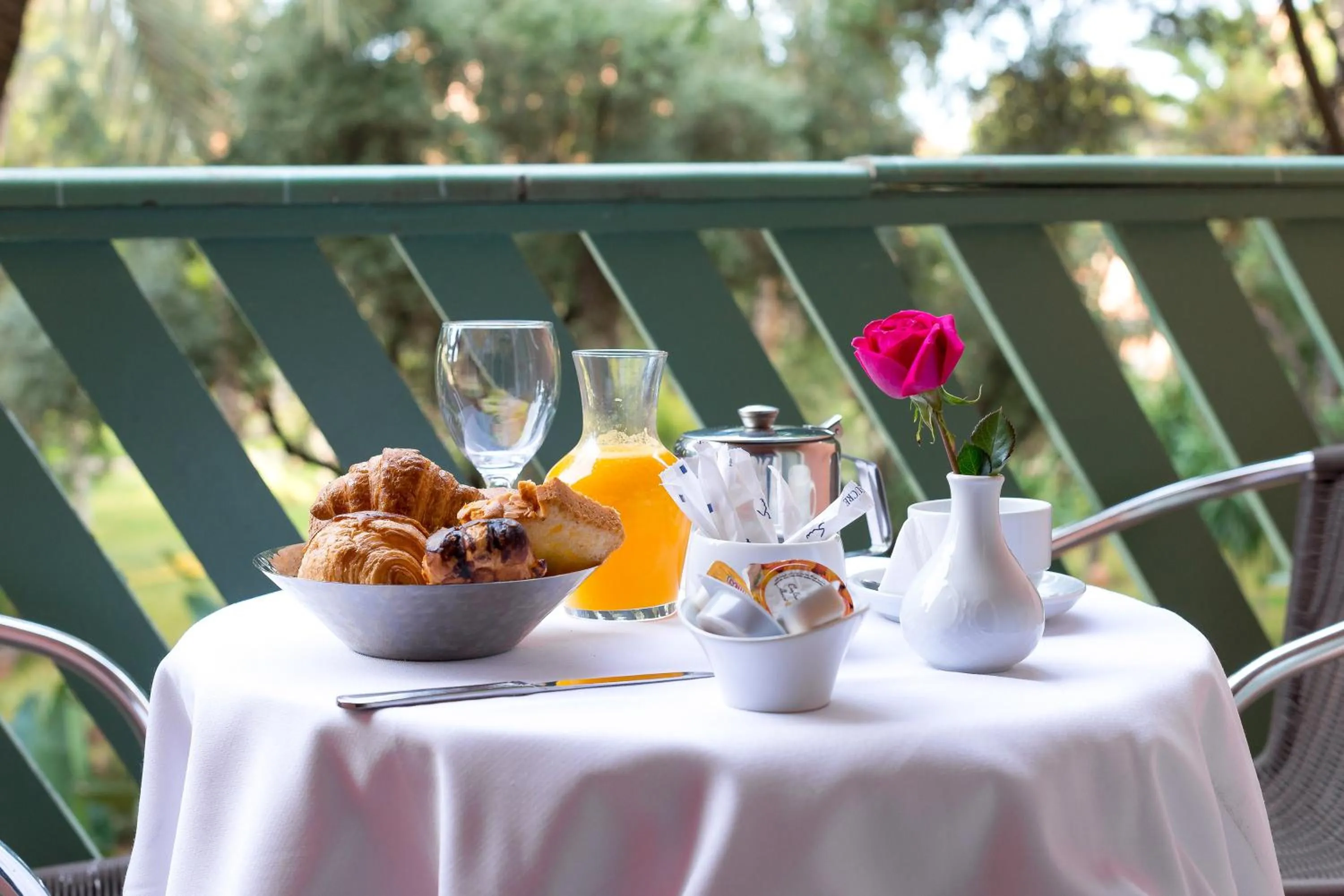 Food in Kennedy Hospitality Resort