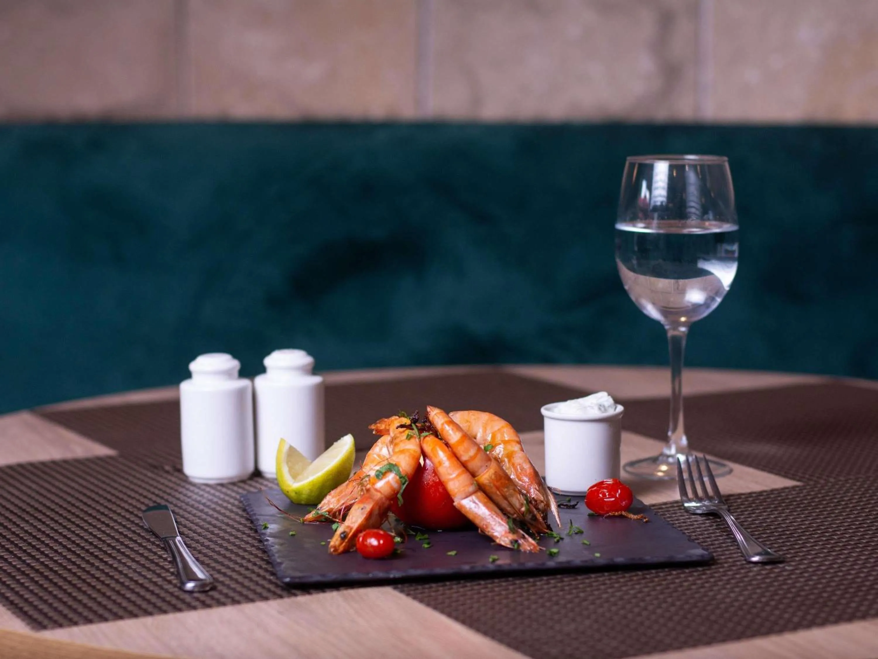 Restaurant/places to eat in Mercure Shéhérazade Rabat