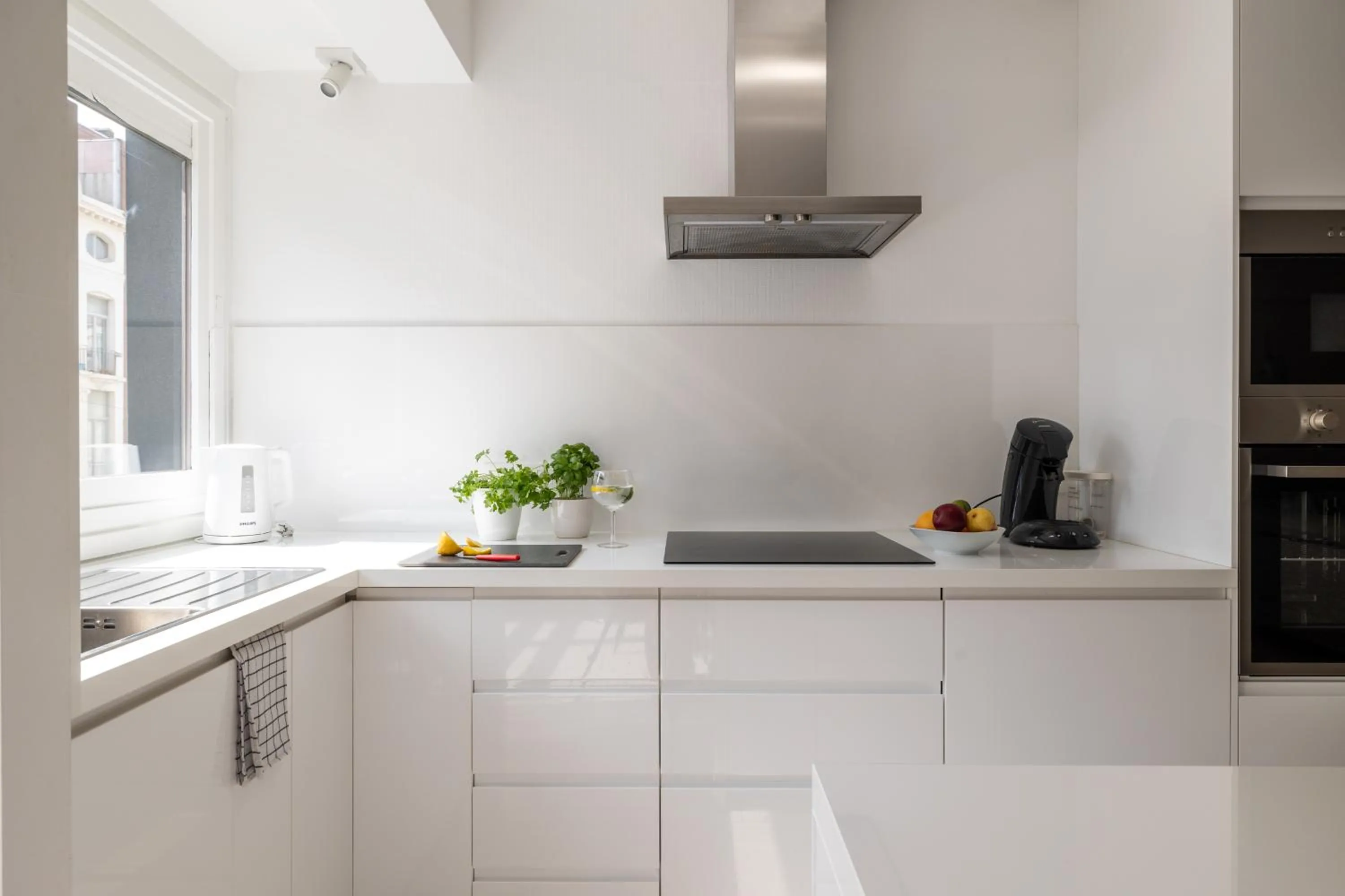 WeLoveOostende - Newly renovated large apartment 150m from the beach - Including bed sheets and final clea-ning