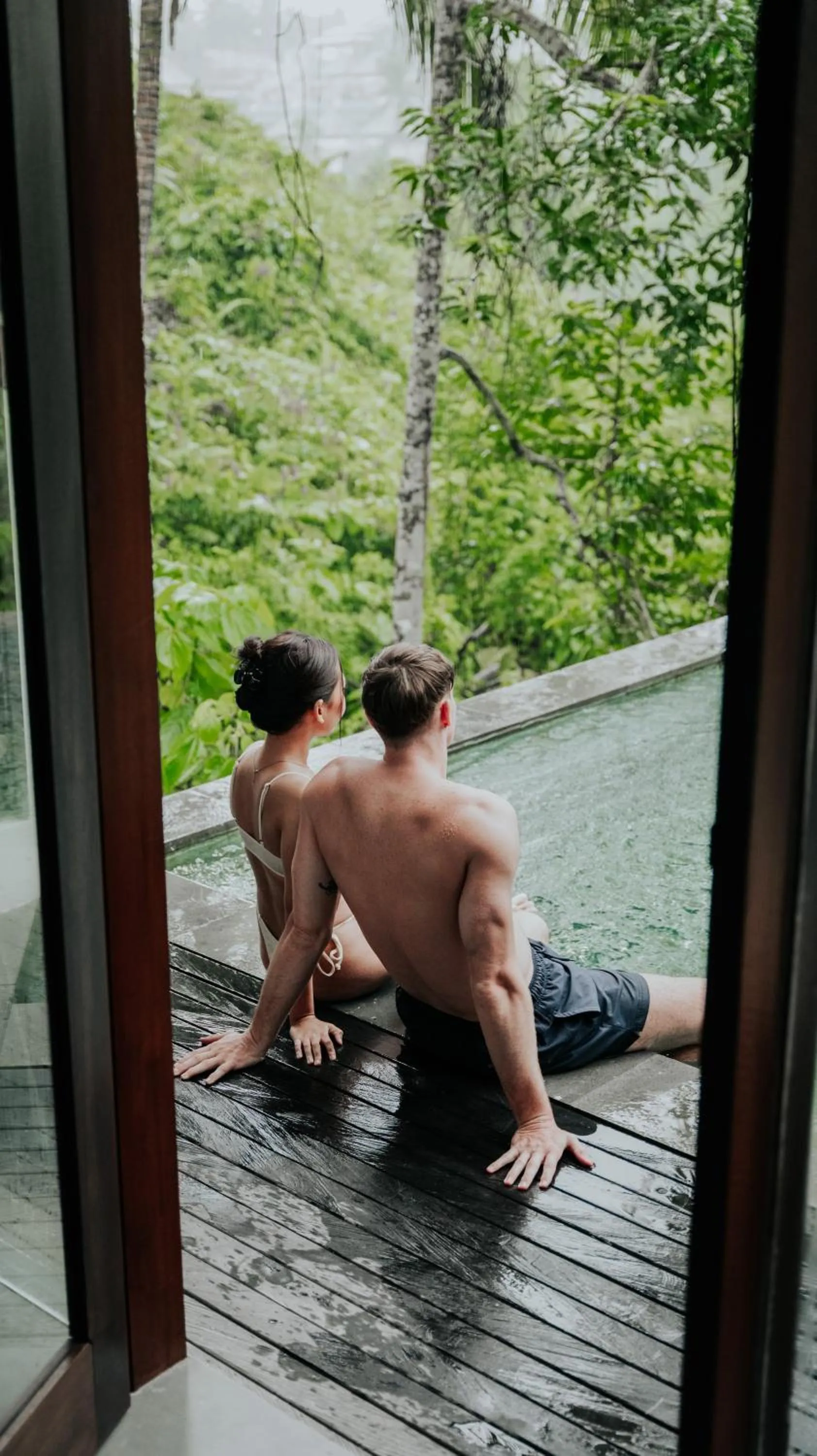 group of guests in LeRosa Valley Resort