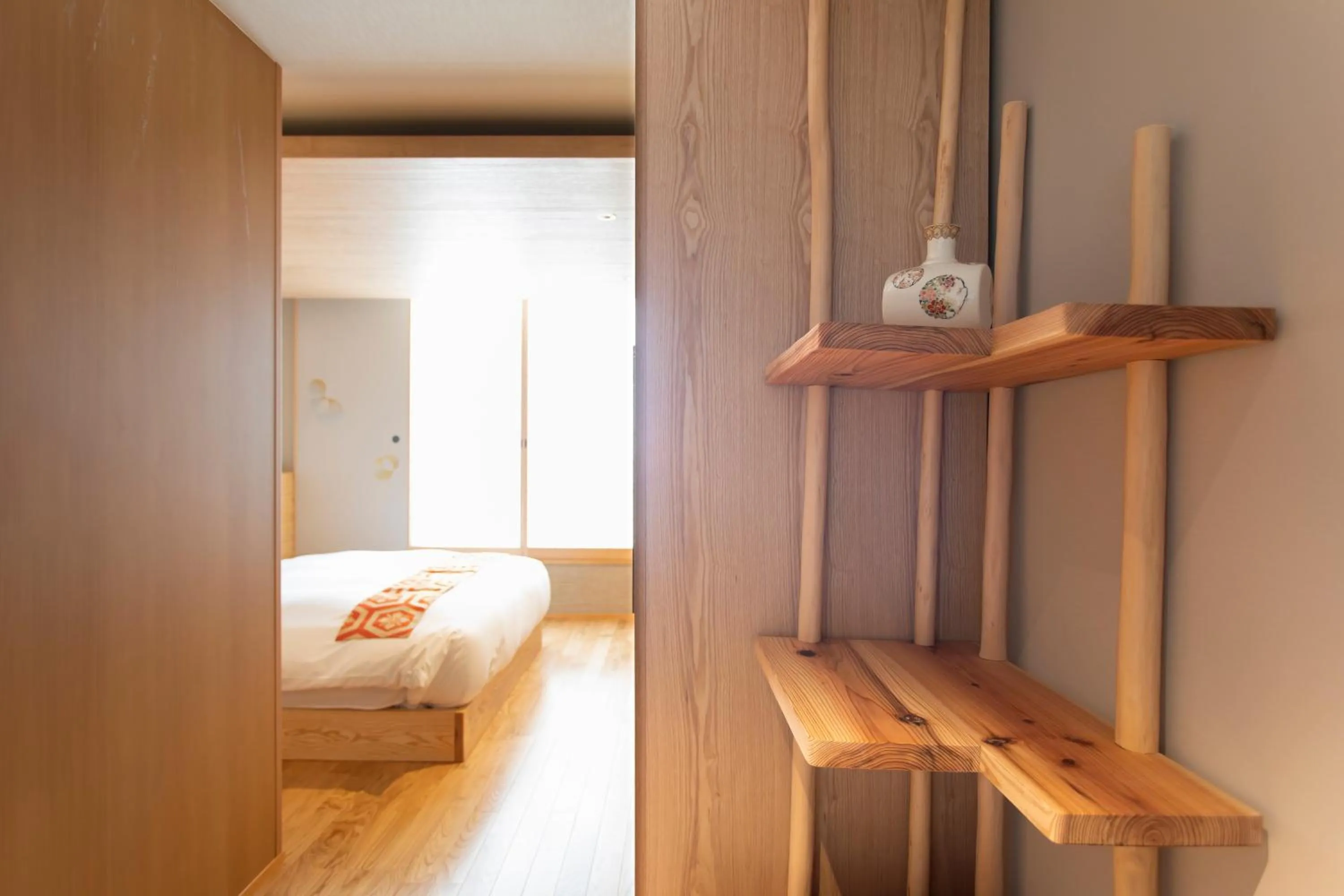 Photo of the whole room, Bed in Higashiyama Hills