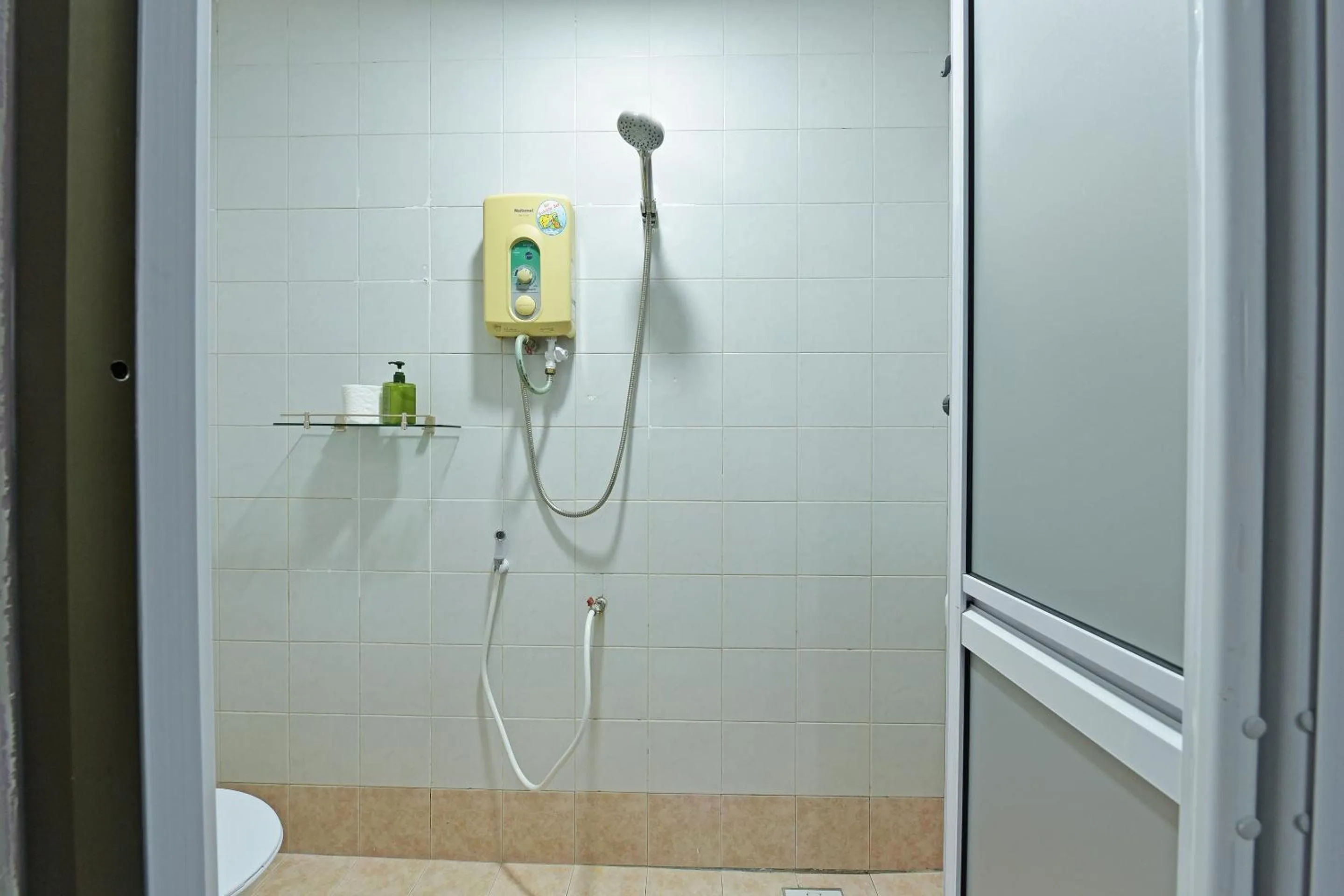 Bathroom in Hotel O Ezzyhome Johor Jaya