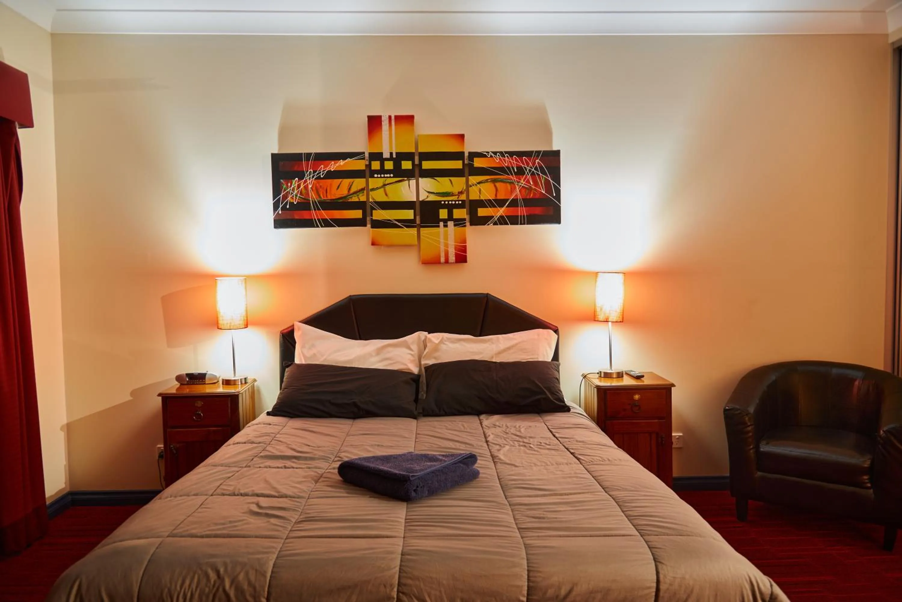 Bed in Mirambeena Motel