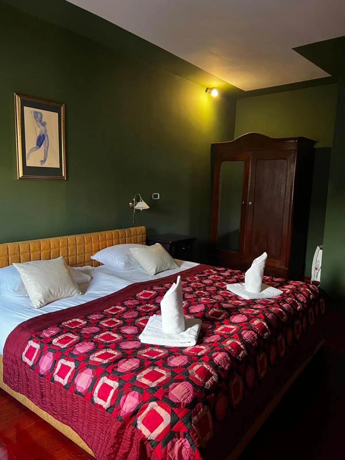 Bedroom, Bed in MICHELE Hotel