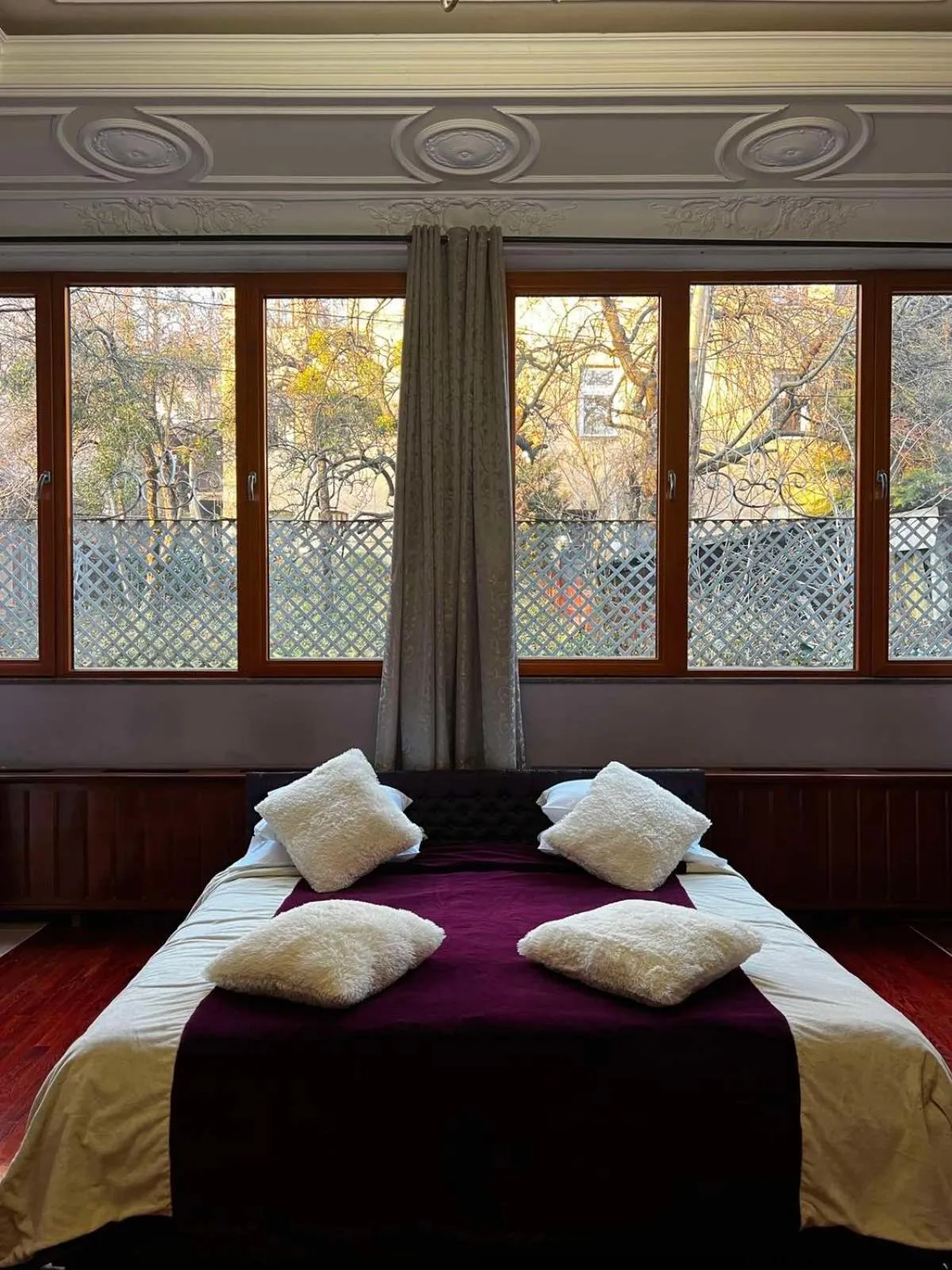 Bedroom, Bed in MICHELE Hotel