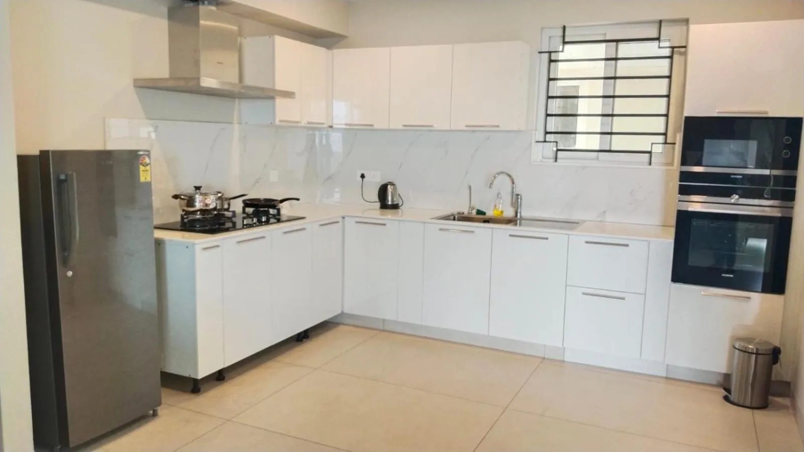 Kitchen or kitchenette in Celesto Luxury Residences by Chakola’s Hospitality