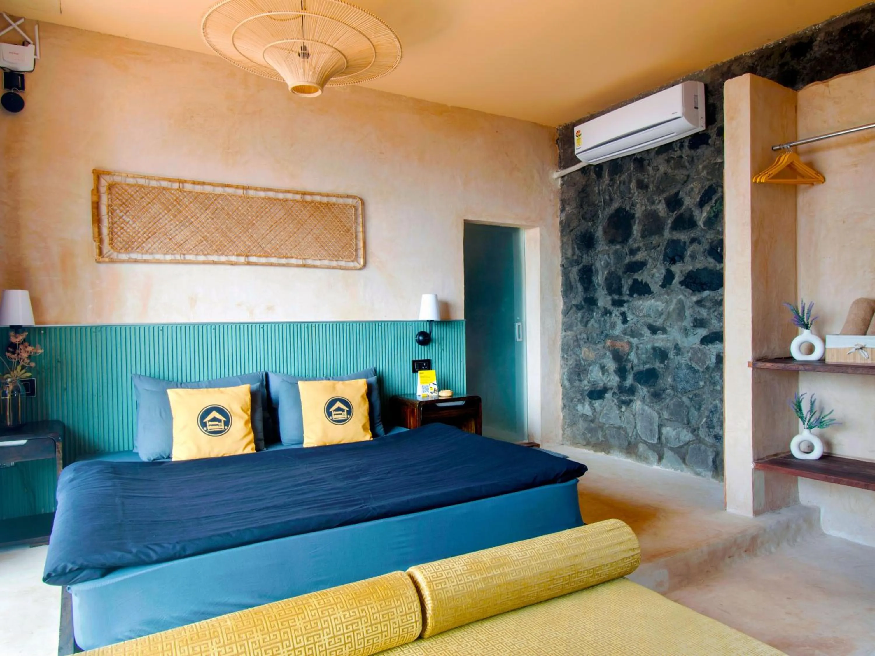 Bed in The Hosteller Bhandardara