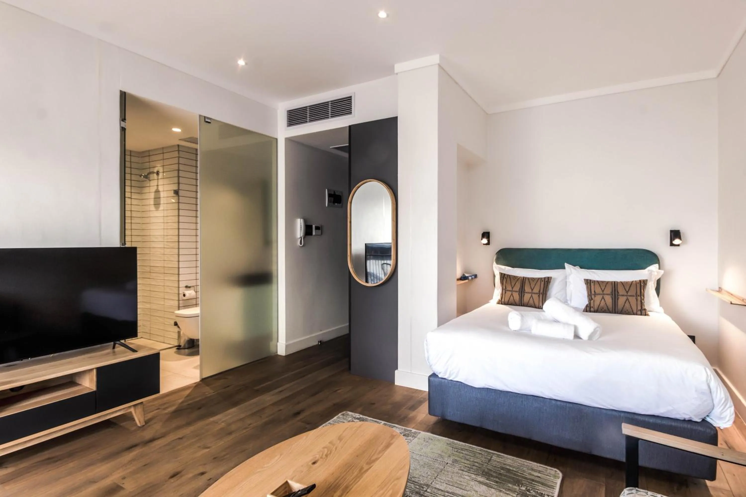 Bedroom, Bed in The Barracks Apartments