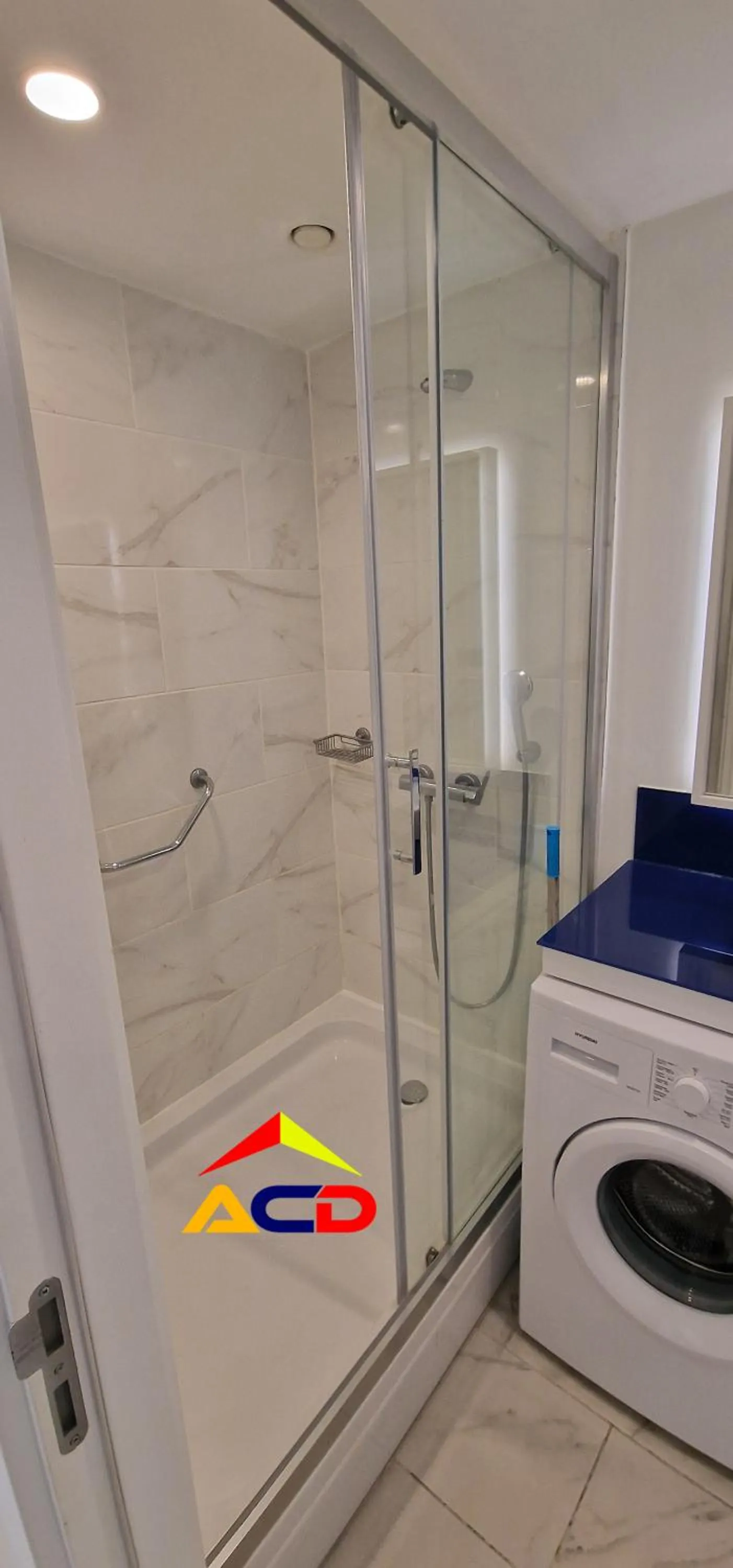 Shower in Orbi City A - C - D