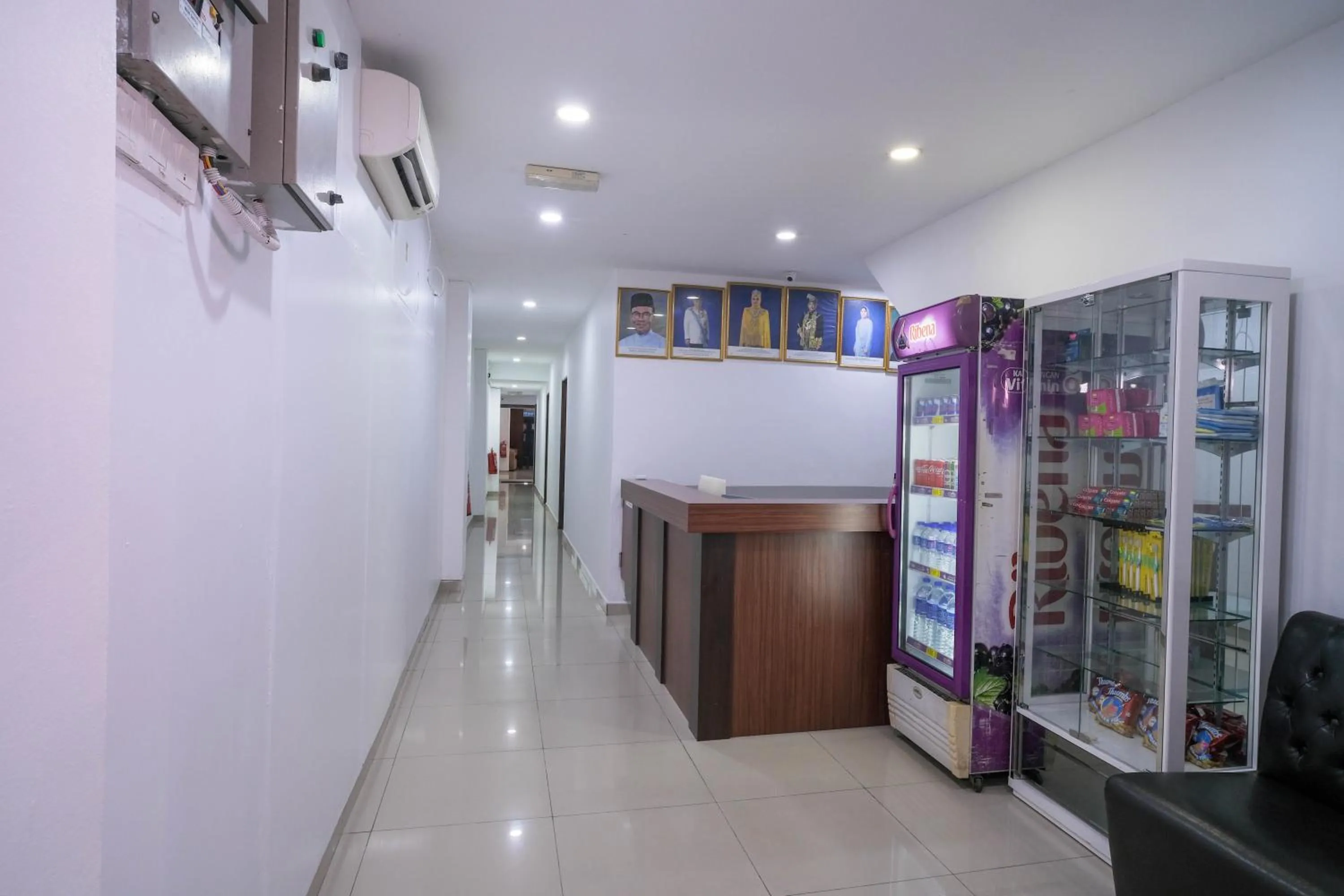 Property building in Heritage Inn