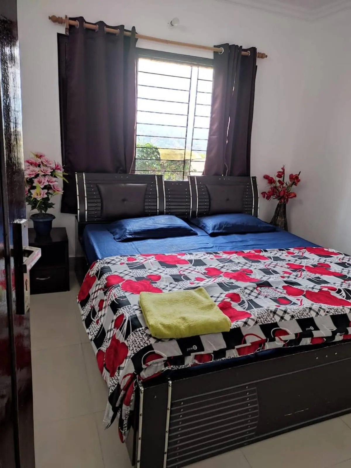 Bed in Sunrest Villa