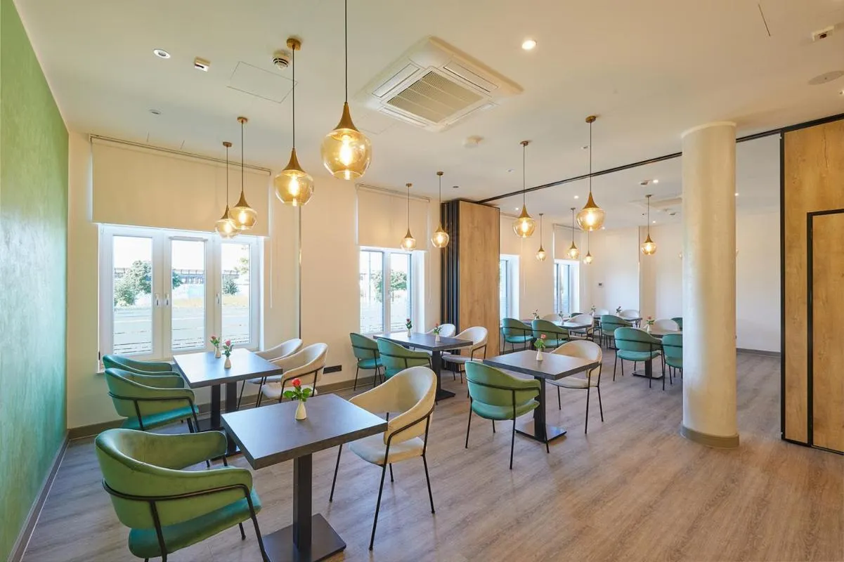 Restaurant/places to eat in Hotel Kaiserhof