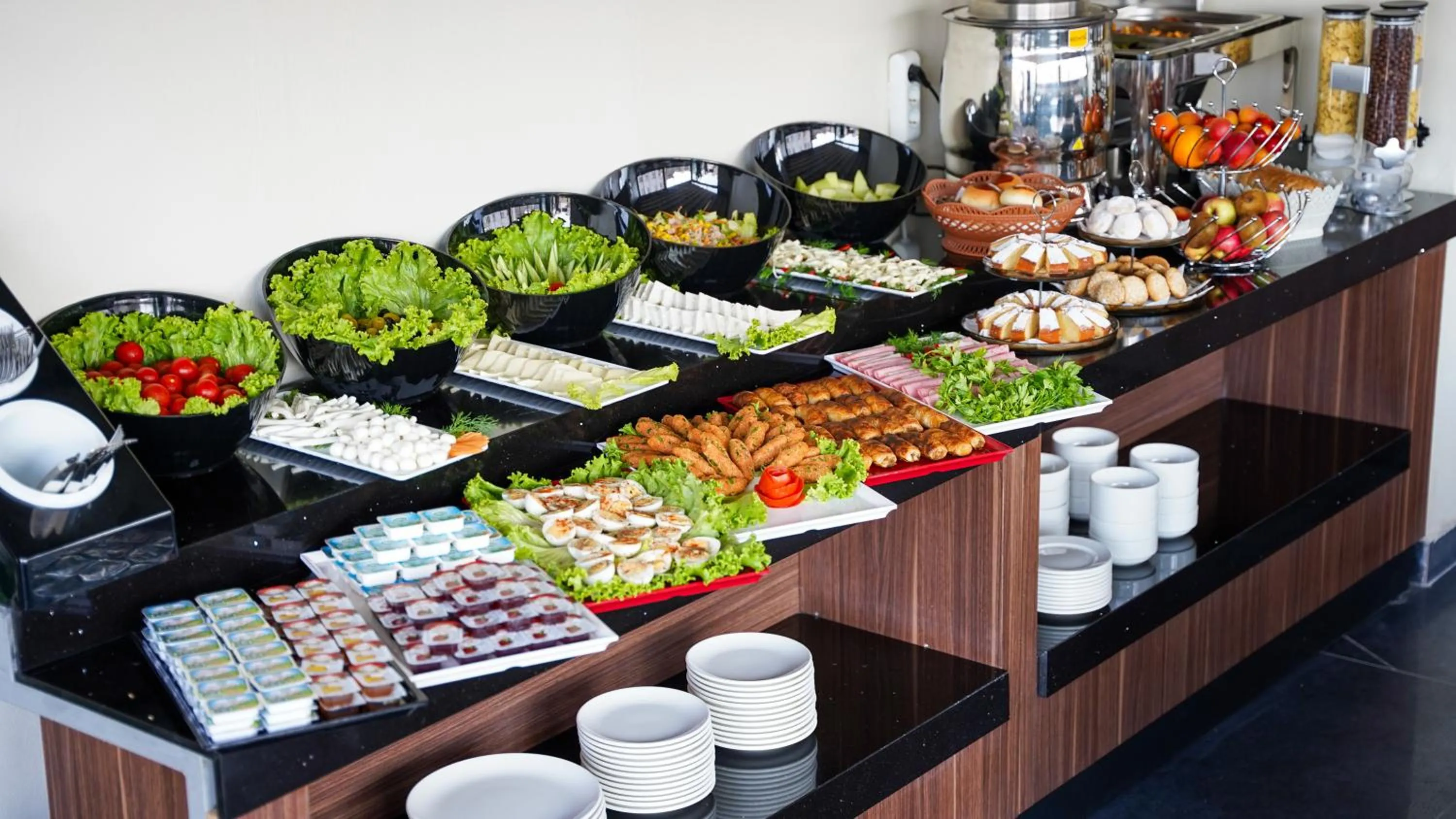 Food and drinks in Bellezza Hotel