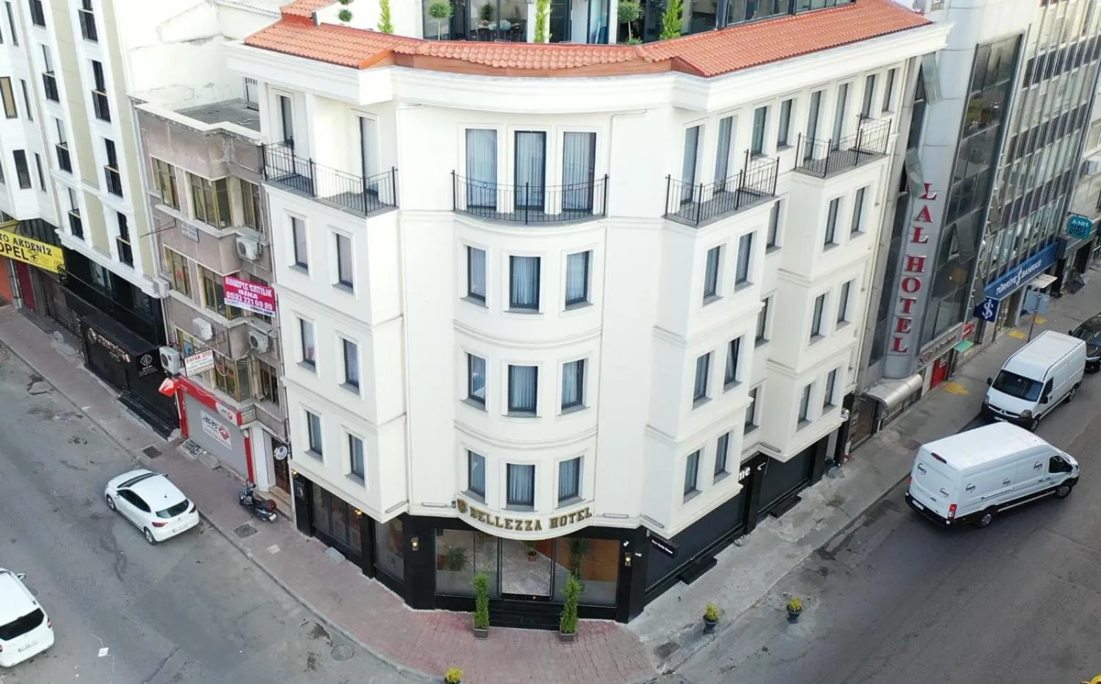 Property building in Bellezza Hotel