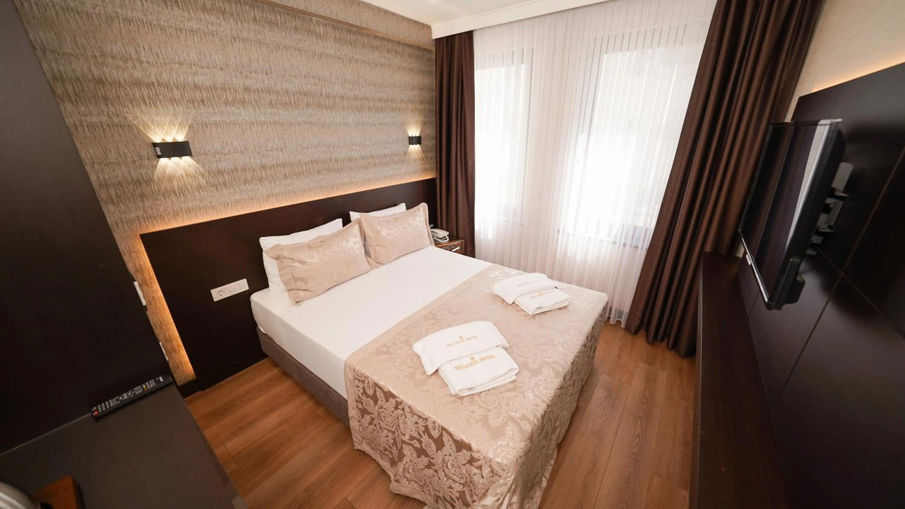 Bed in Bellezza Hotel