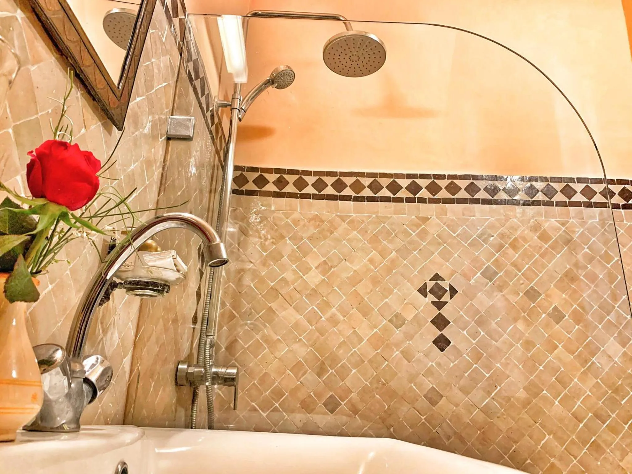 Shower in Riad Al Madina