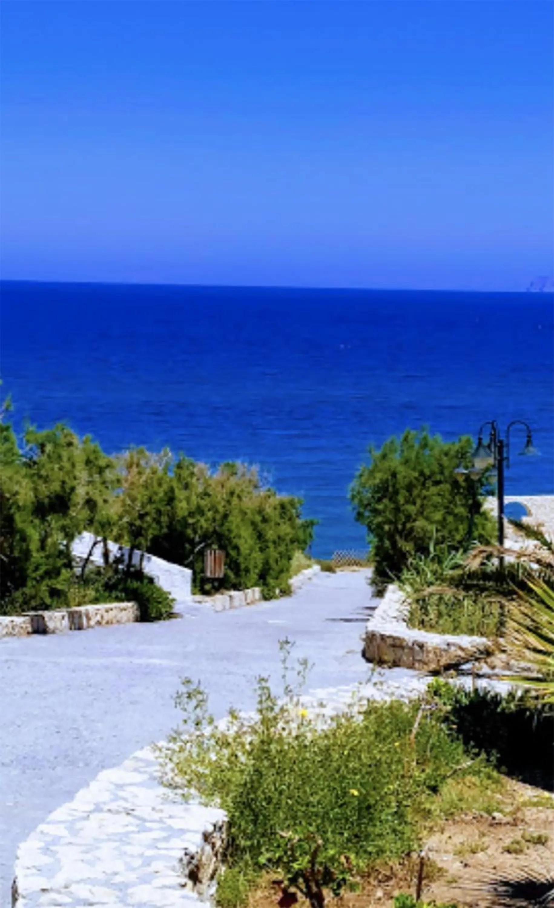Sea view in Lassion Hotel