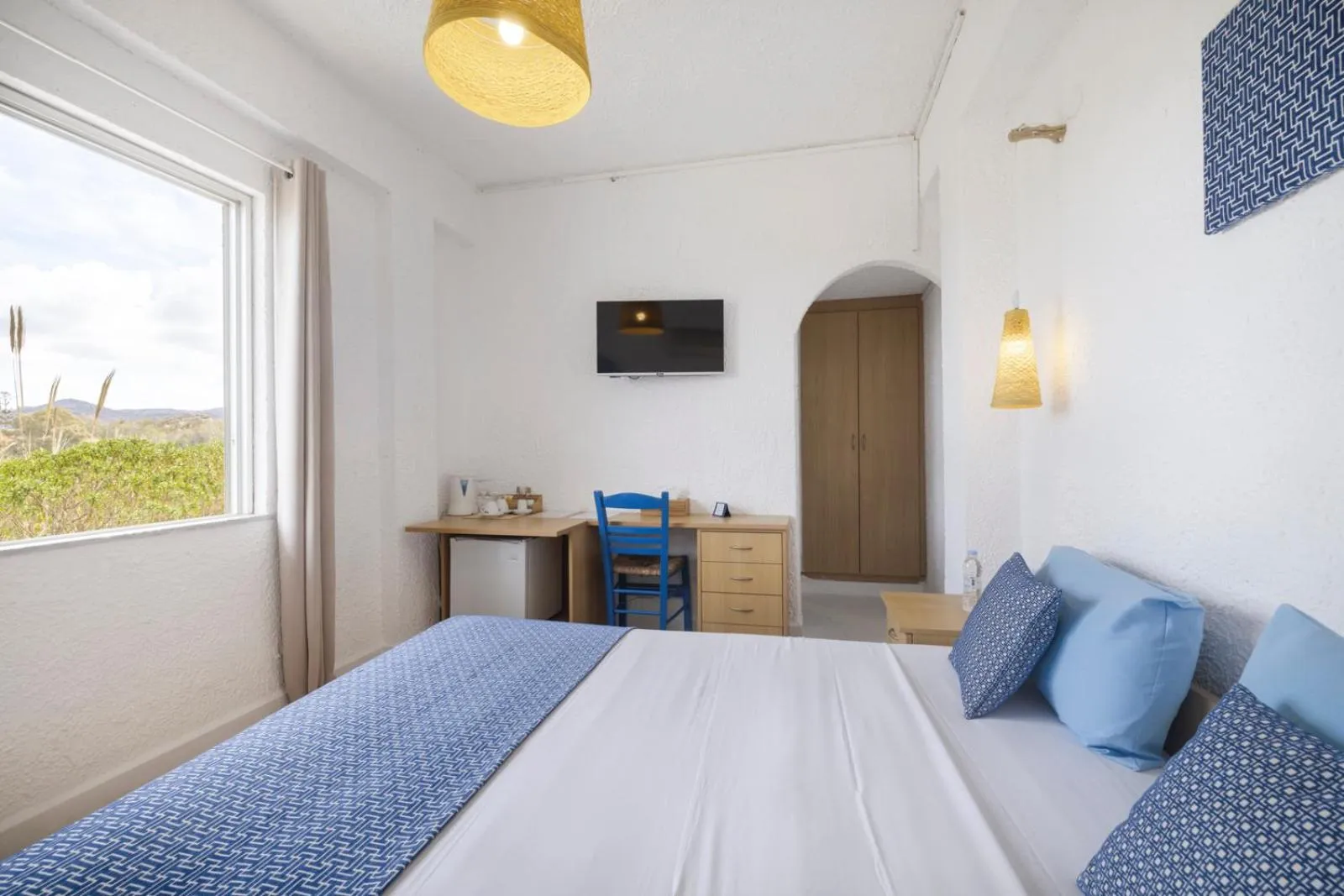 Bed in Lassion Hotel