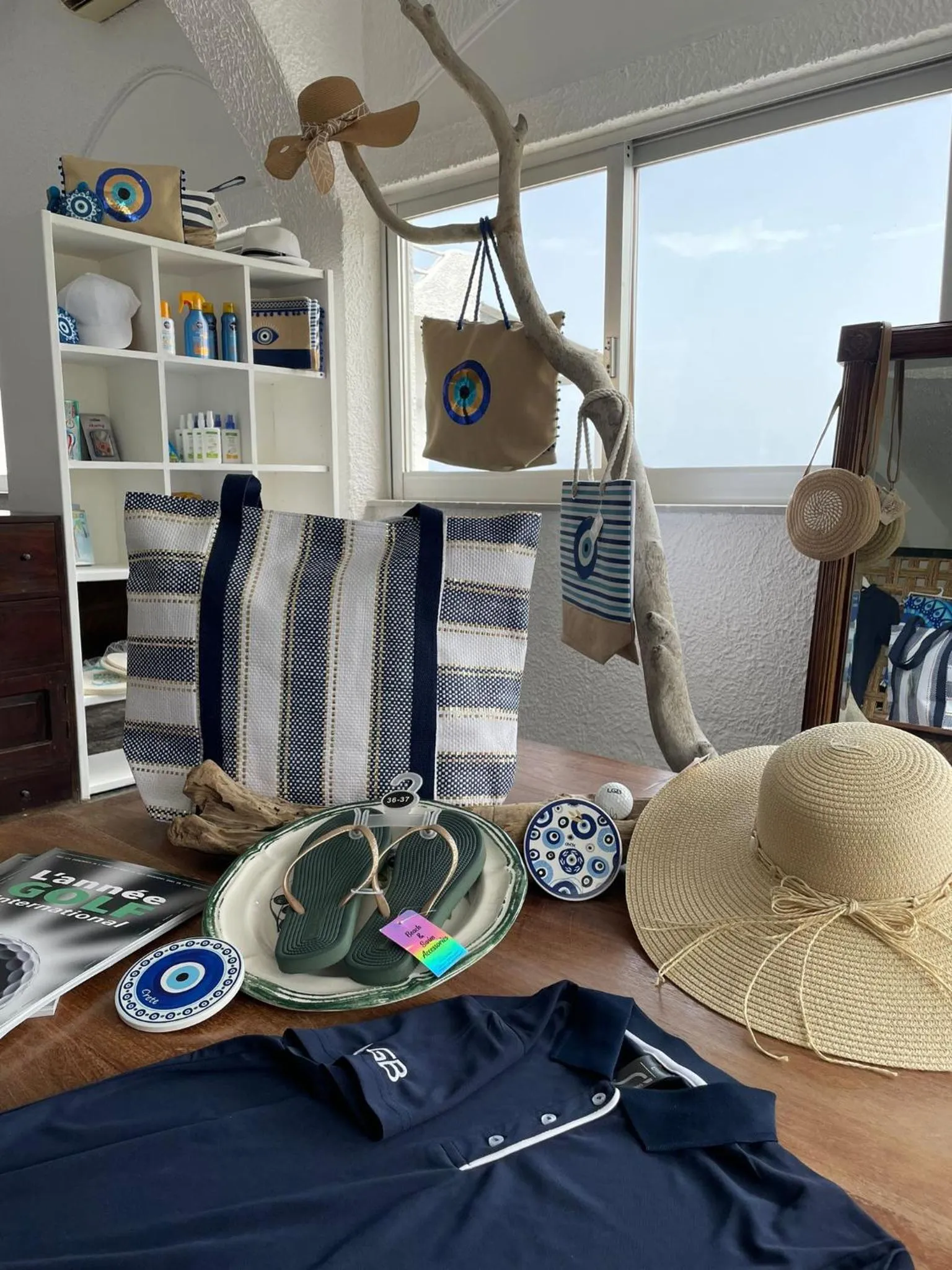 On-site shops in Lassion Hotel