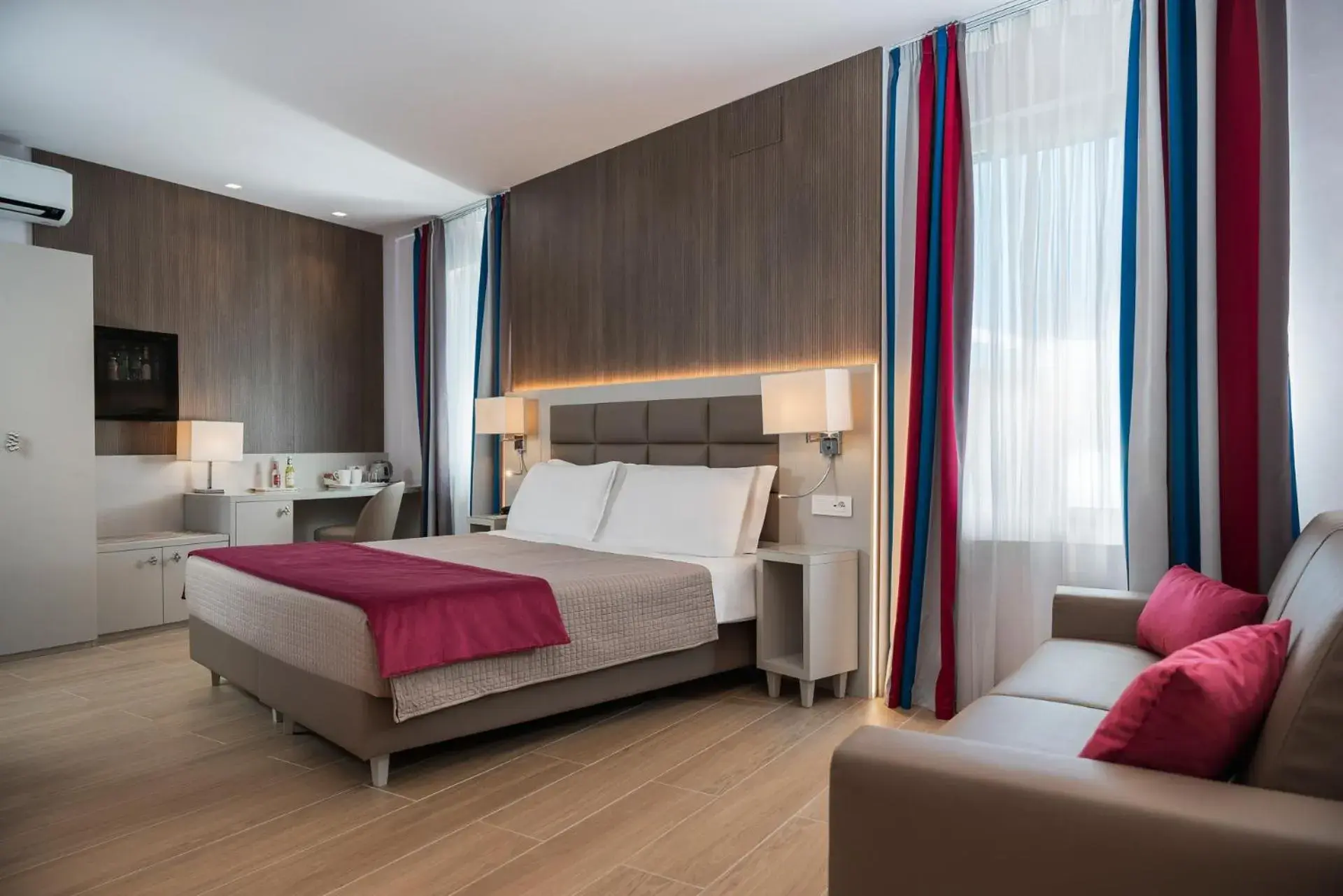 Junior Suite in Hotel Titano Junior Suite in Hotel Titano