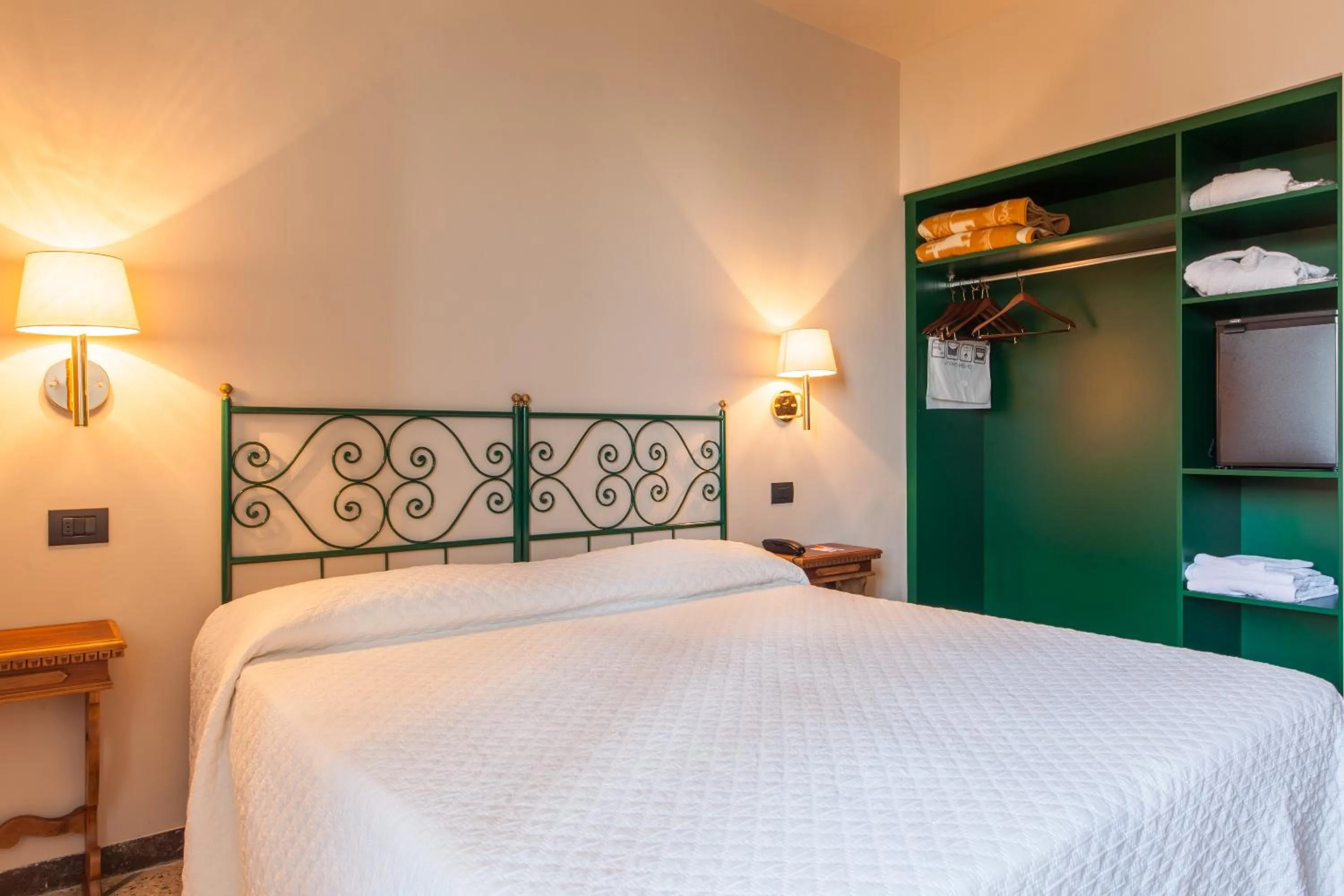 Bedroom, Bed in Hotel Titano