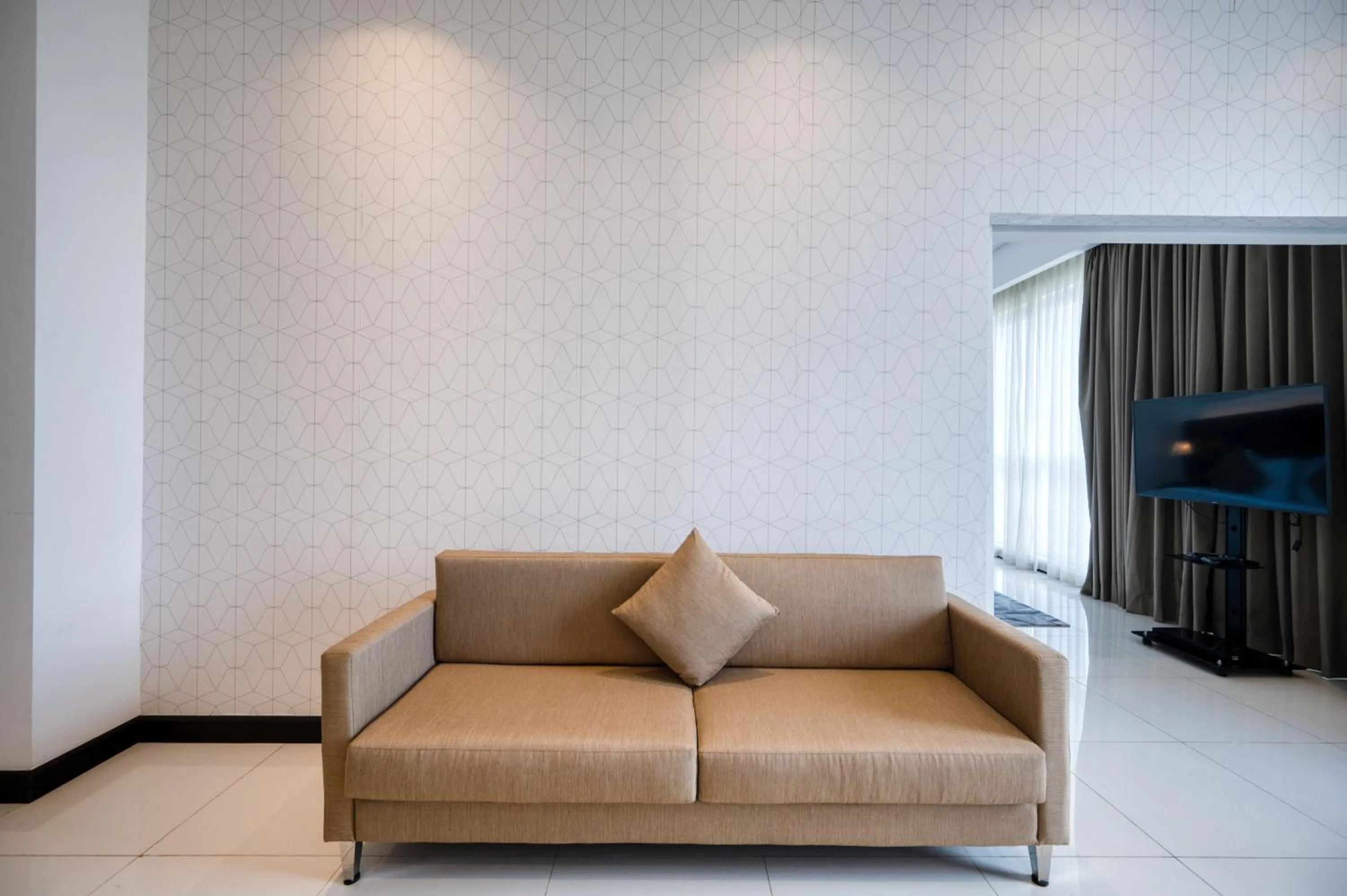 Living room in Orion City Hotel