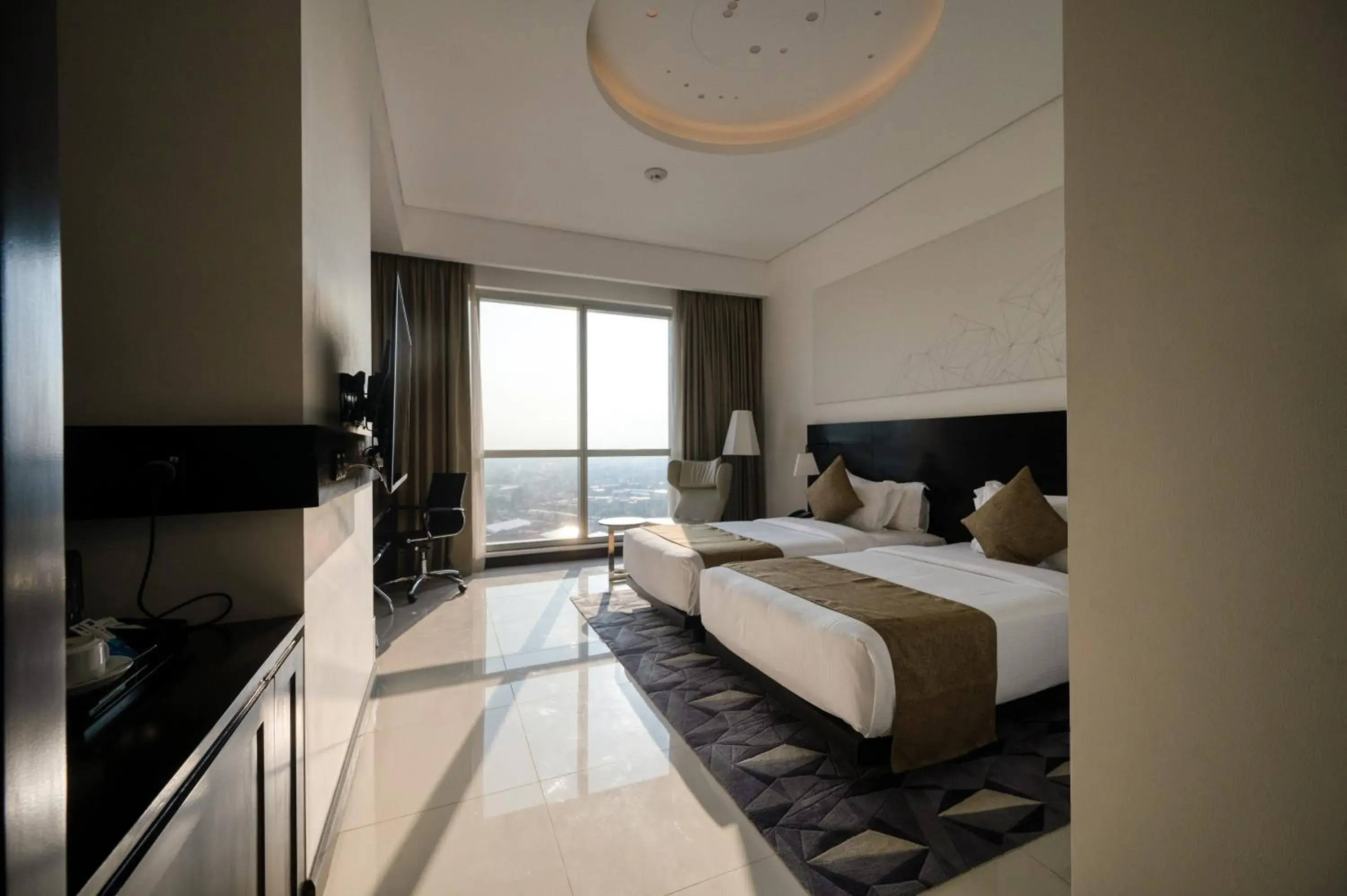 Deluxe Twin Room - single occupancy in Orion City Hotel Deluxe Twin Room - single occupancy in Orion City Hotel