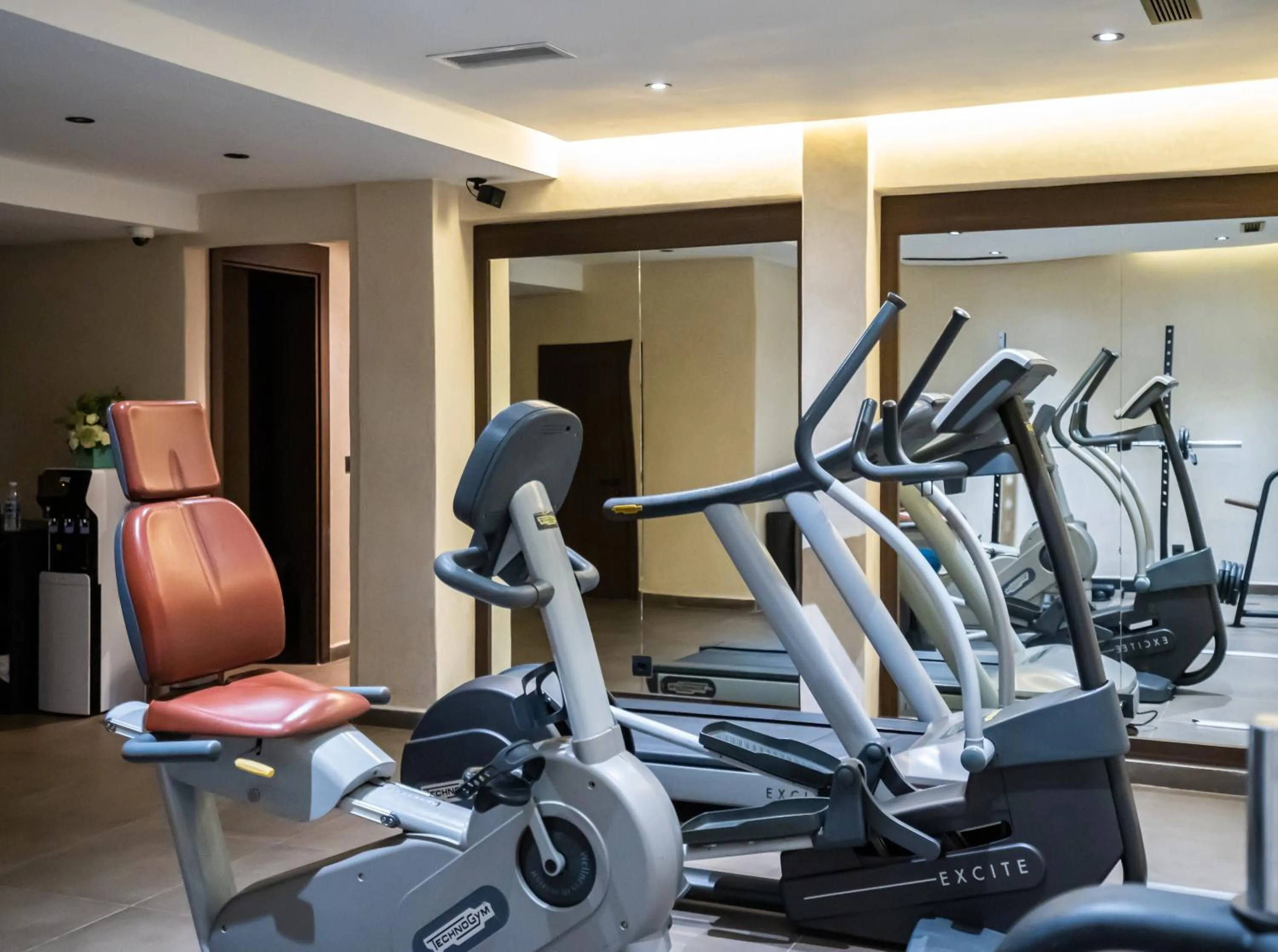 Fitness centre/facilities in JM Suites Hotel Eco-Friendly Casablanca