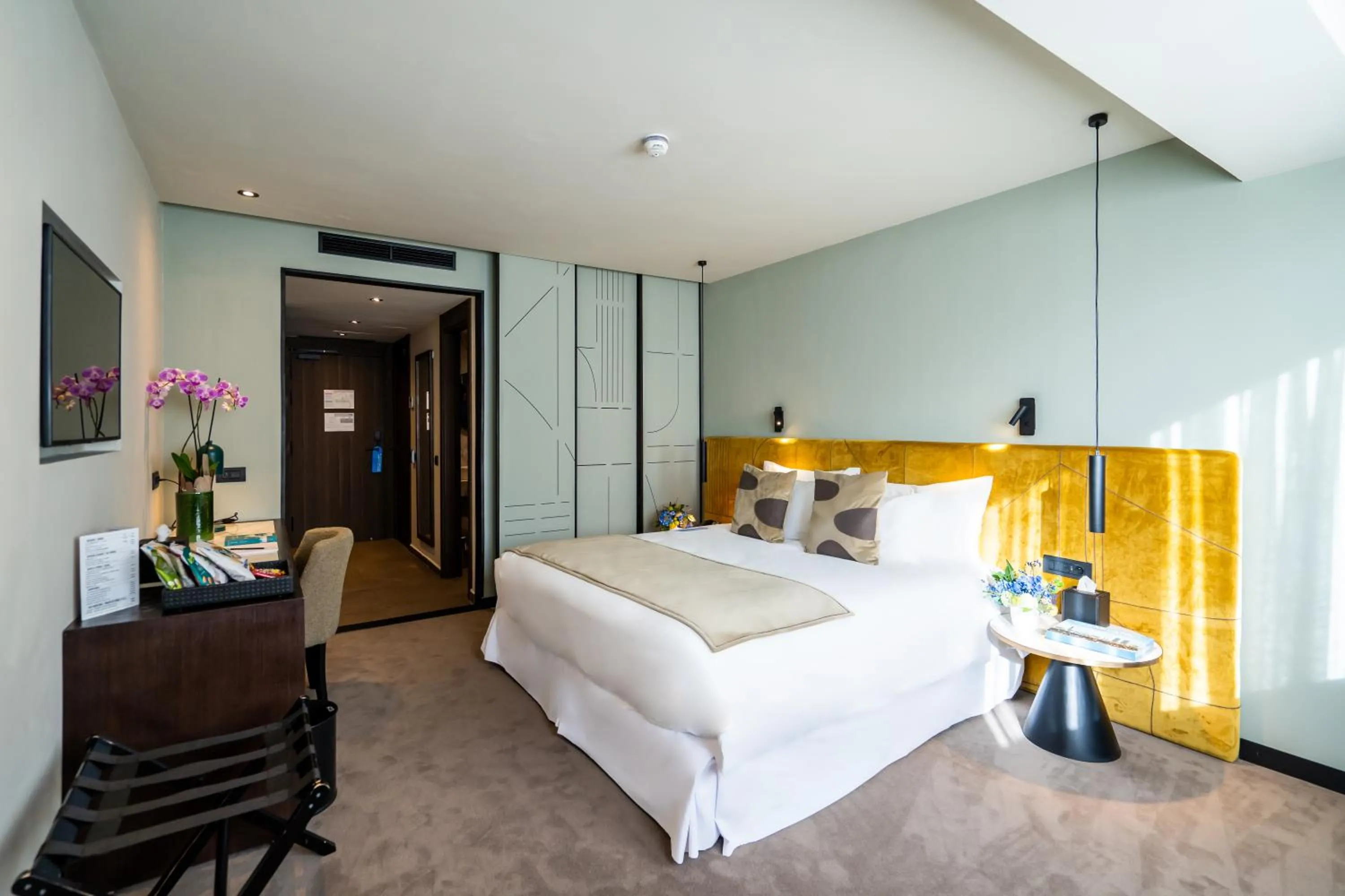 Bed in JM Suites Hotel Eco-Friendly Casablanca