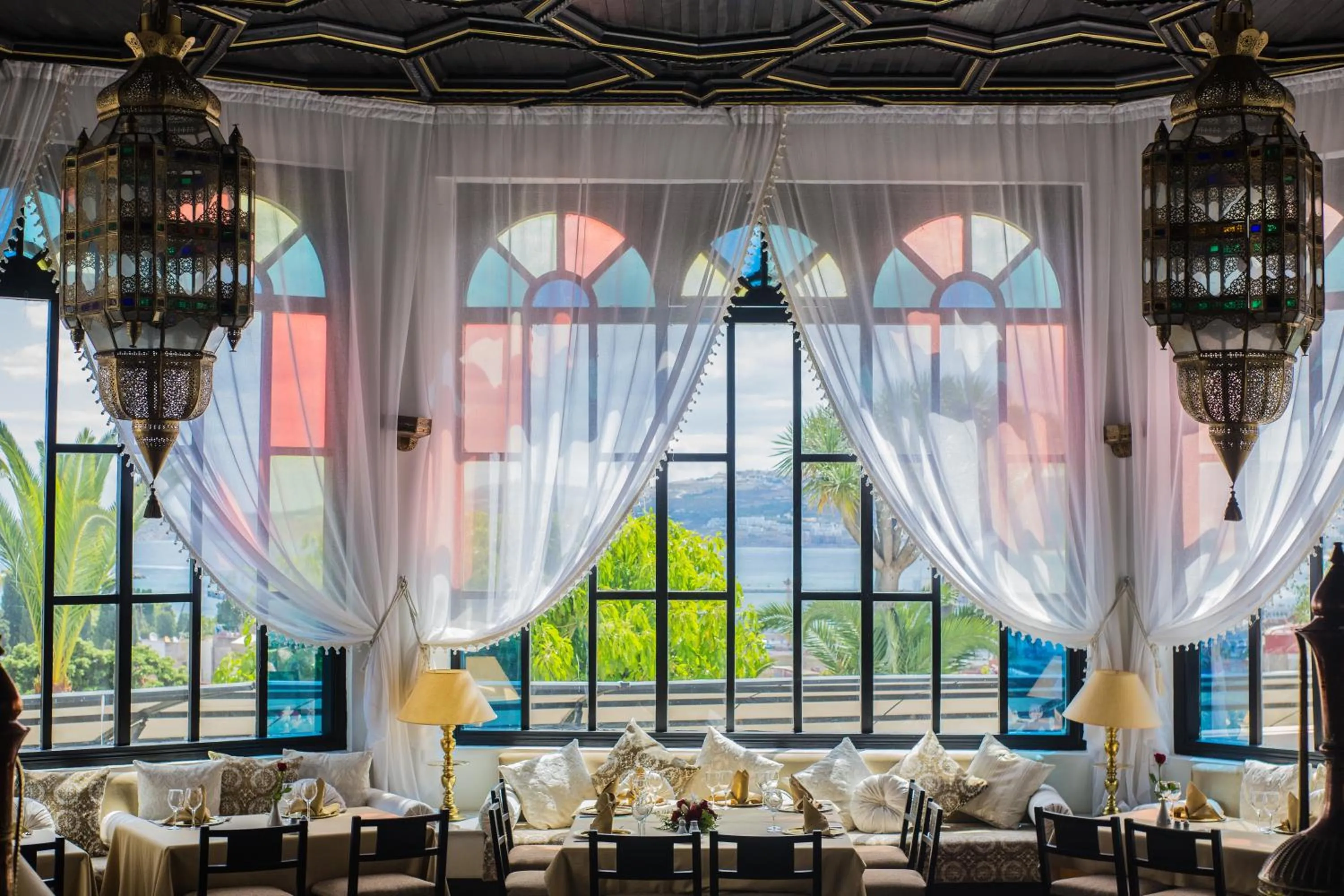 Restaurant/places to eat in El Minzah Hotel