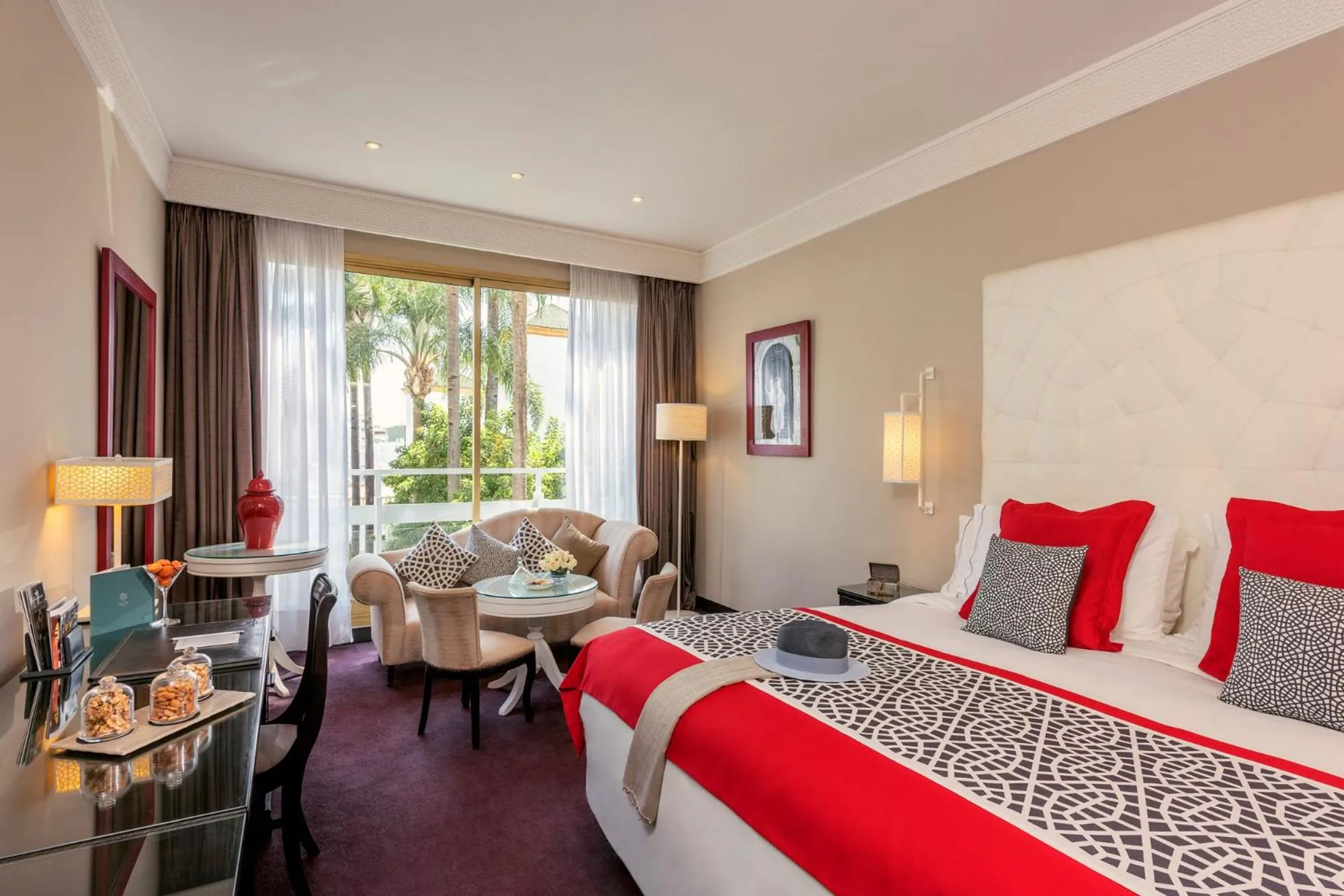 Bed in La Tour Hassan Palace