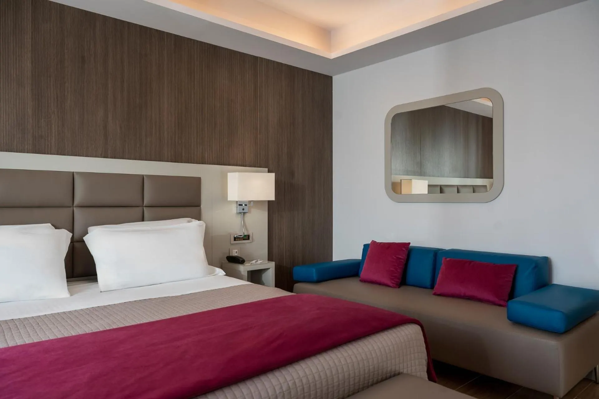 Bedroom, Bed in Grand Hotel San Marino