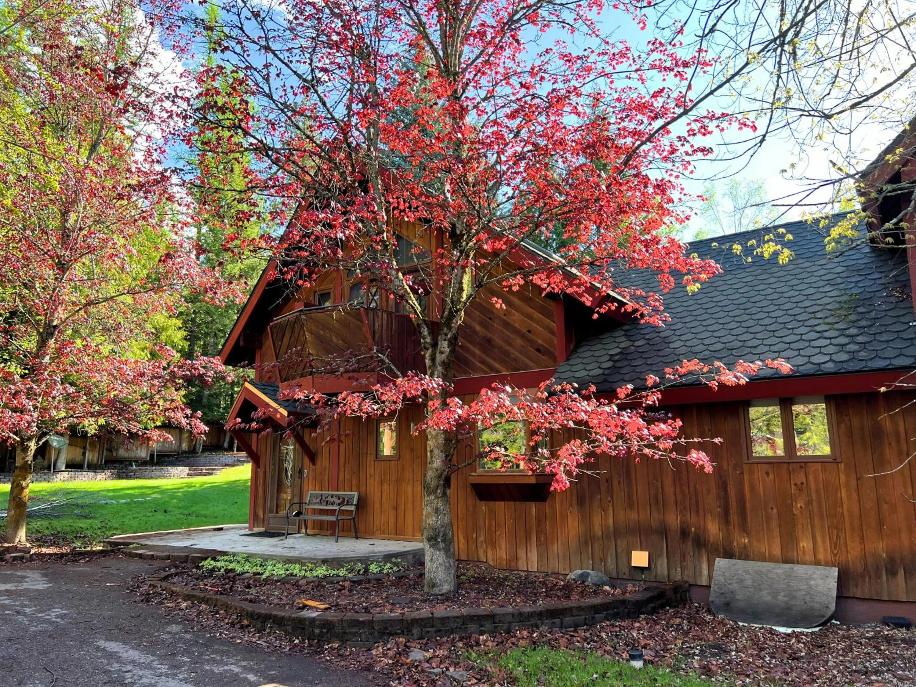 Cityside Big Mountain Lodge