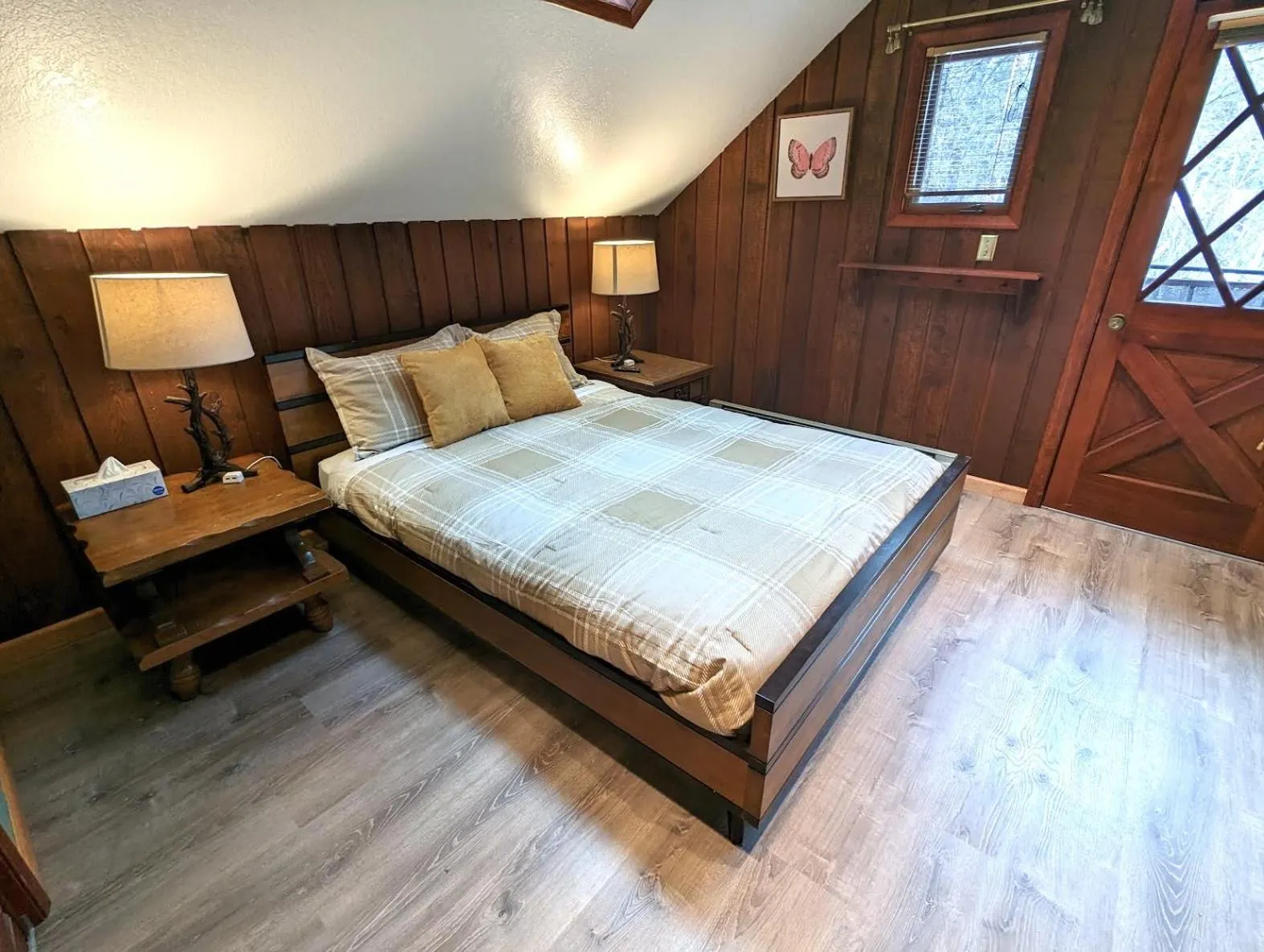 Bed in Cityside Big Mountain Lodge