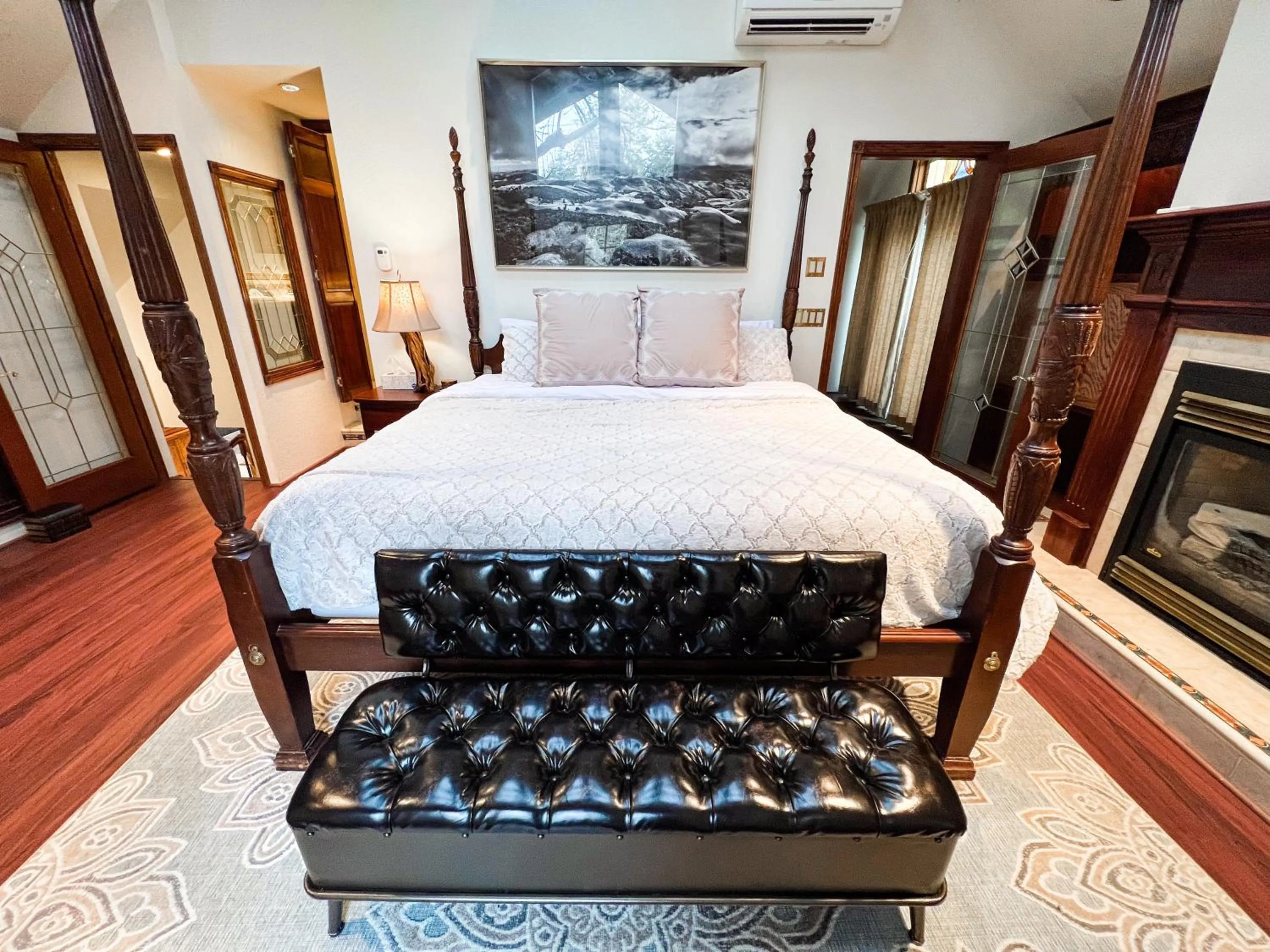 Bed in Cityside Big Mountain Lodge