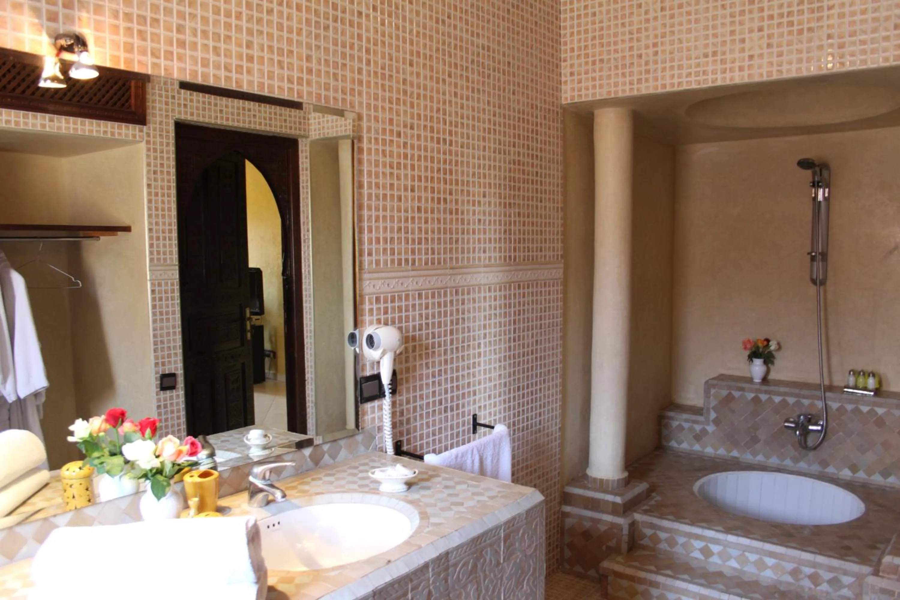 Bathroom in Palais Dar Ouladna