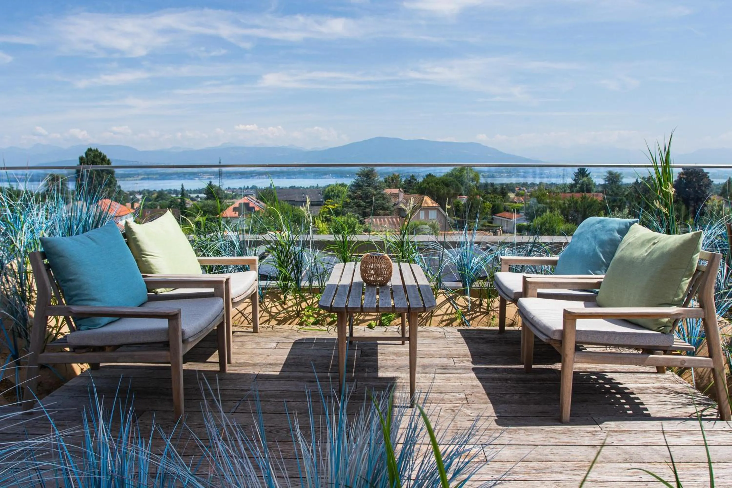 Property building in YOTEL Geneva Lake