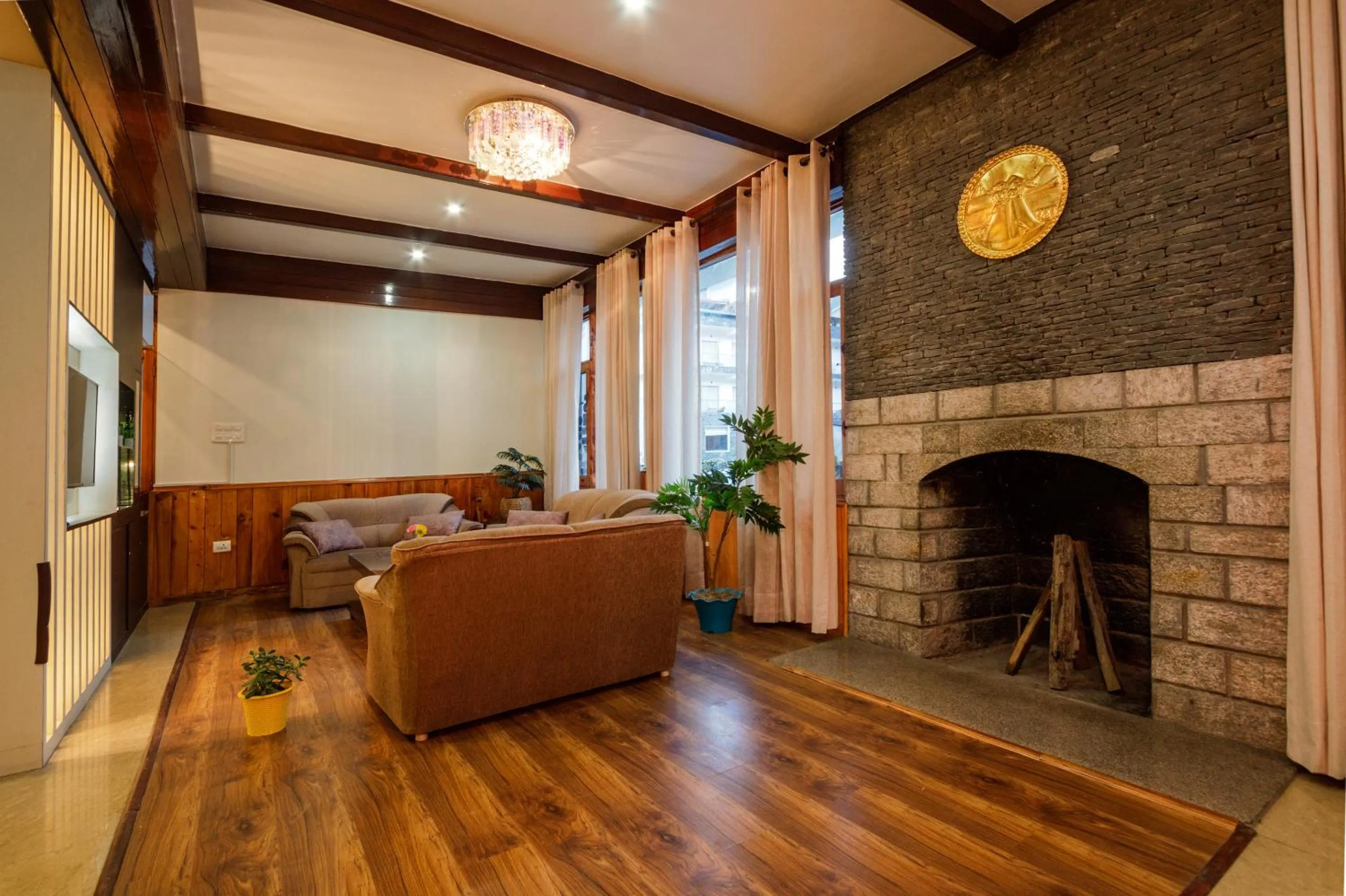 Living room in Tripli Hotels Conifer Wood Cottage