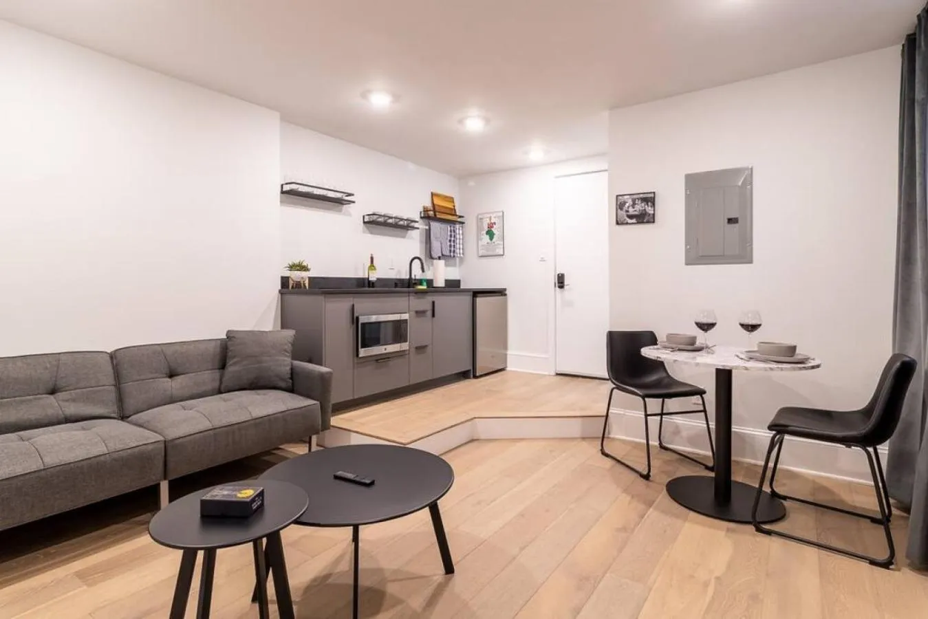 Kitchen or kitchenette in Thena Hotel - Spacious 1 Bedroom