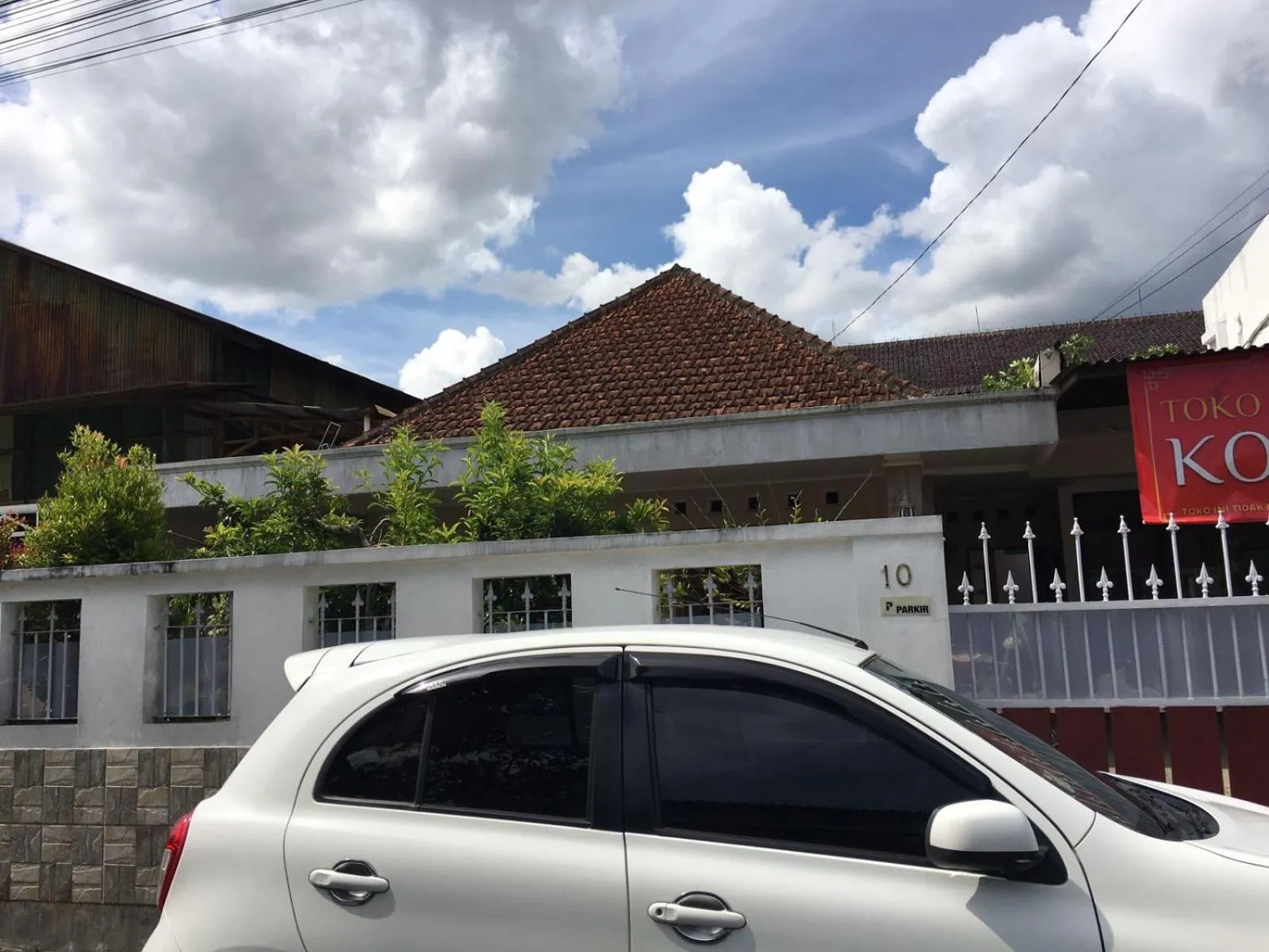 Facade/entrance in SPOT ON 92415 Bima House Syariah