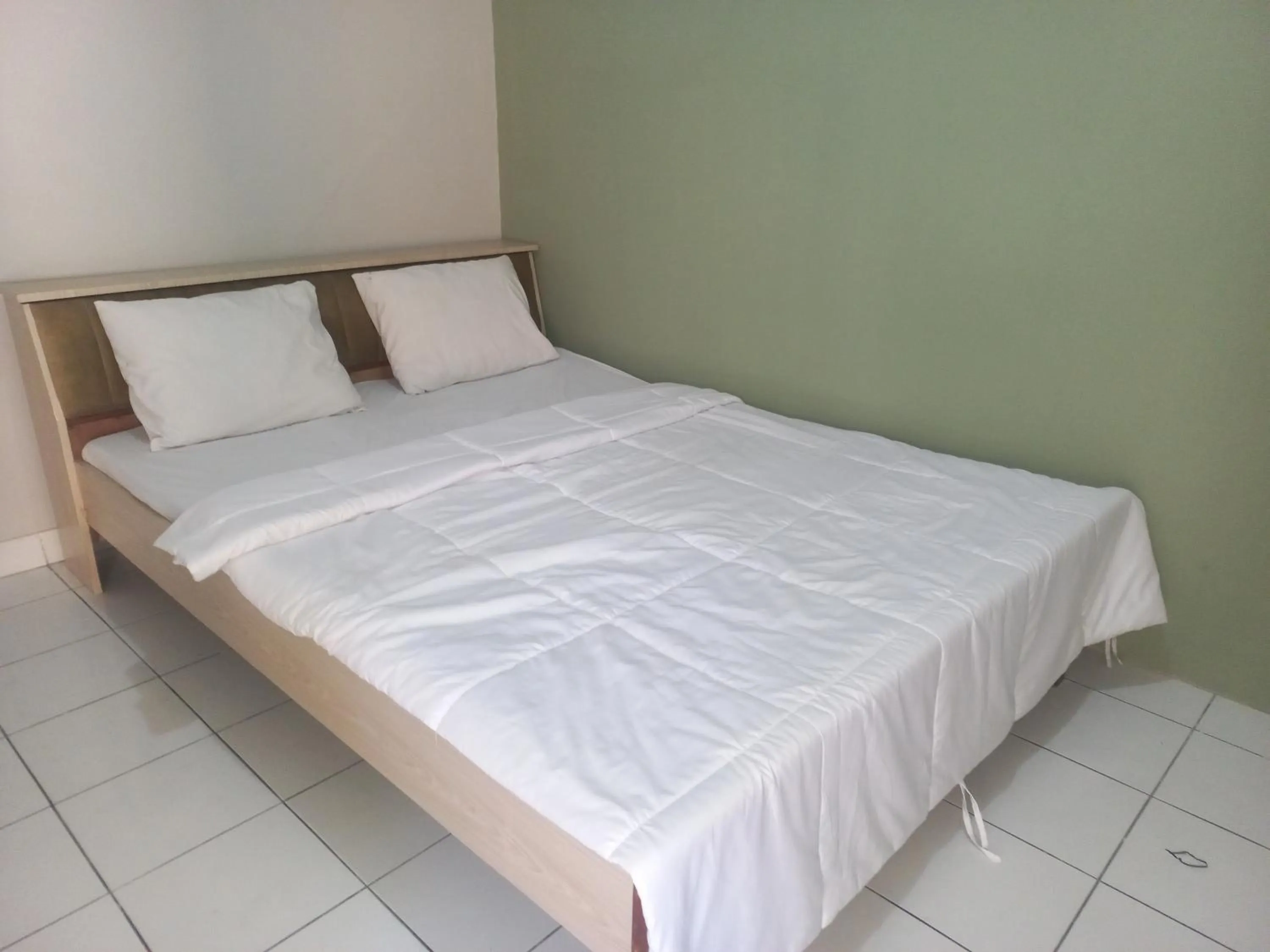 Bedroom in SPOT ON 92415 Bima House Syariah