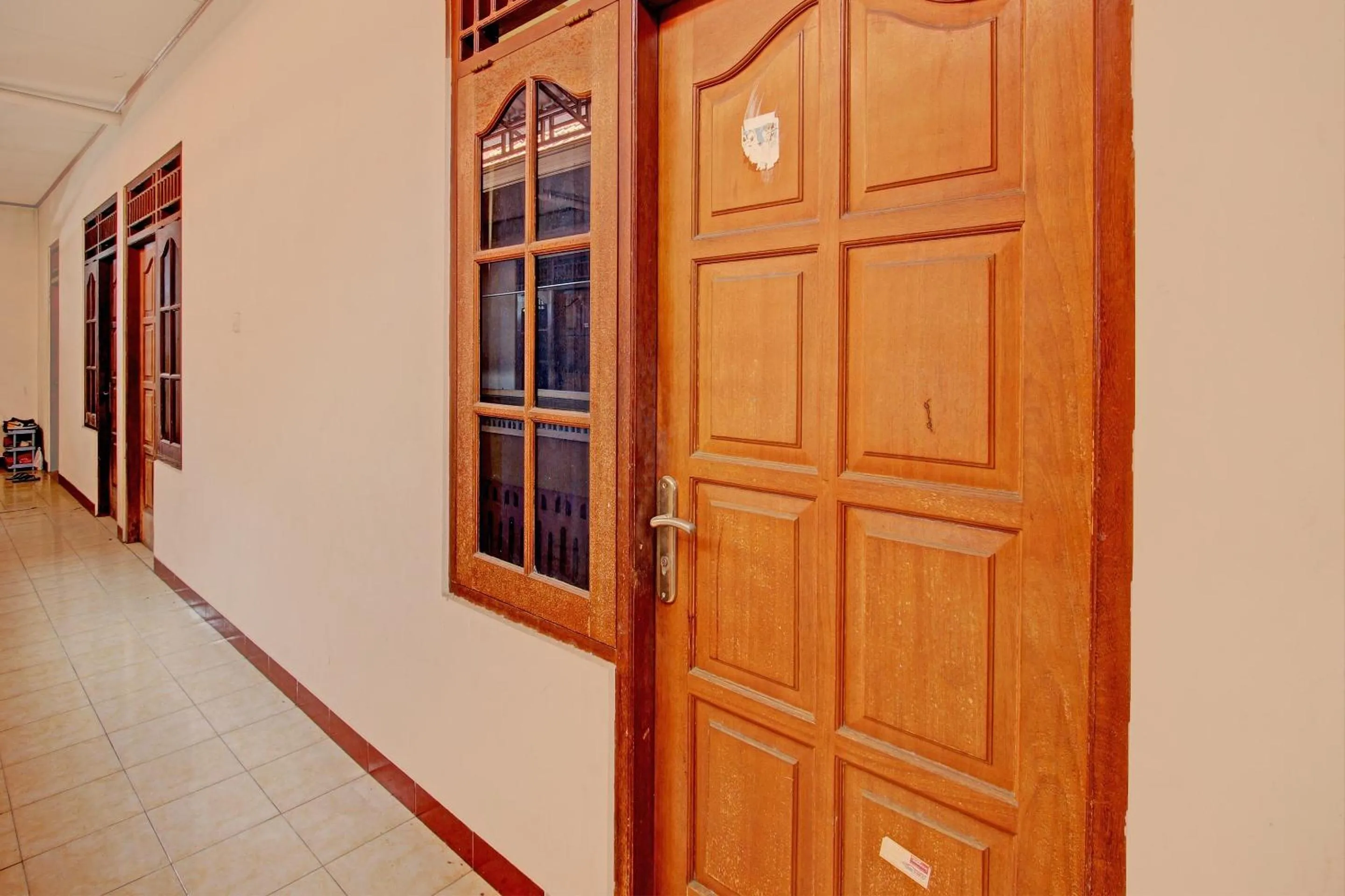 Lobby or reception in Hotel O Puri Kasih Guest House Syariah