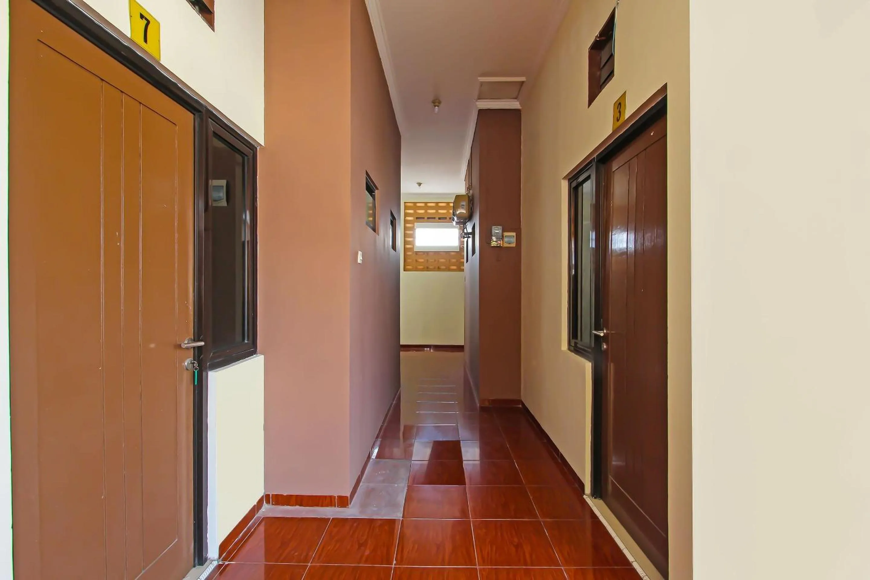 Lobby or reception in Hotel O Wahidin Guesthouse