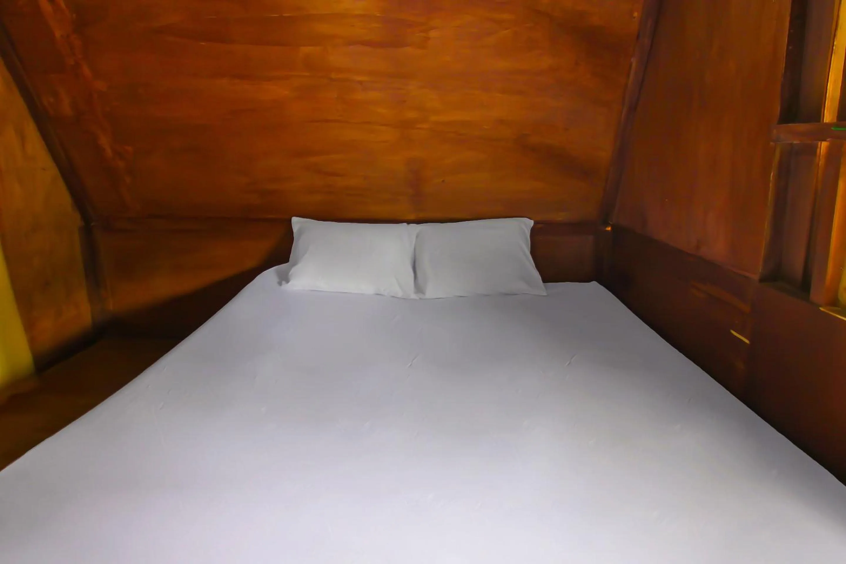 Bedroom, Bed in Hotel O Awenk Homestay Near SD Gunung Wakul