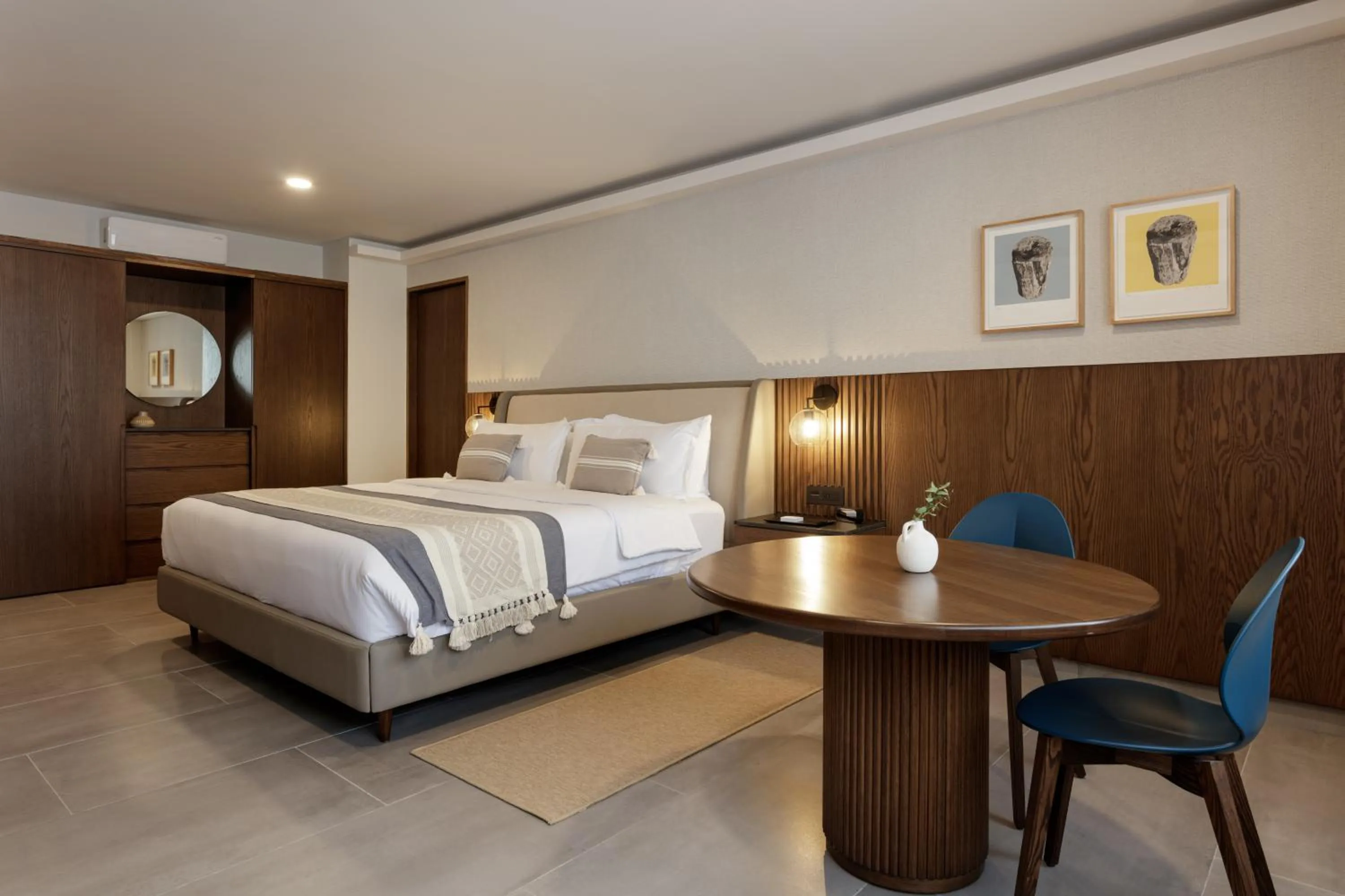 Bed in Origen 438 Luxury Boutique Hotel