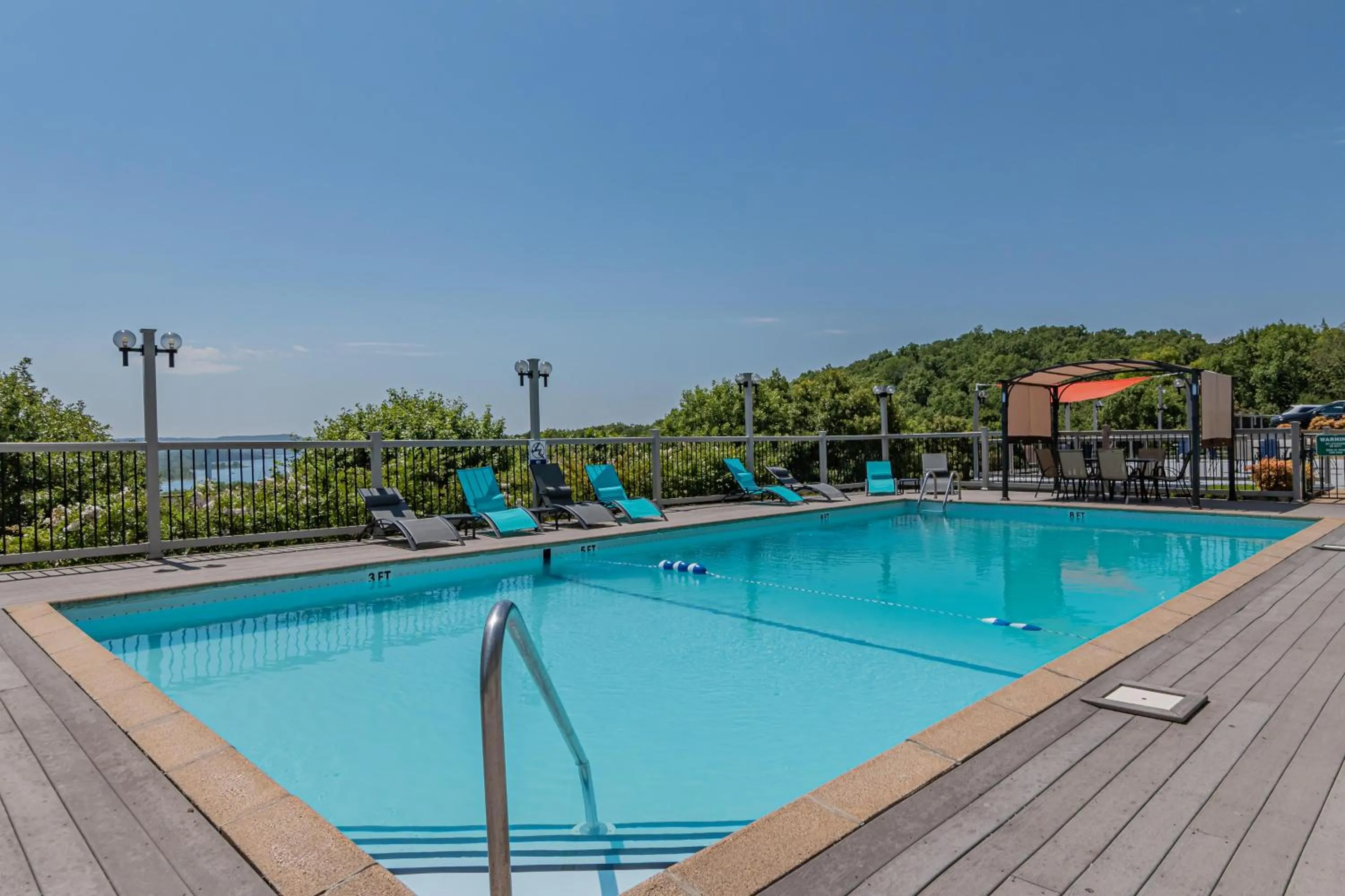 Silver Maple --305--with Boat Slip